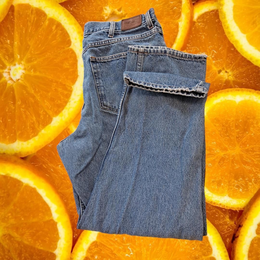 L.L. Bean L.L. Bean Natural Fit Blue Jeans 100% Cotton Size 37x30 Size US 37 - 1 Thumbnail