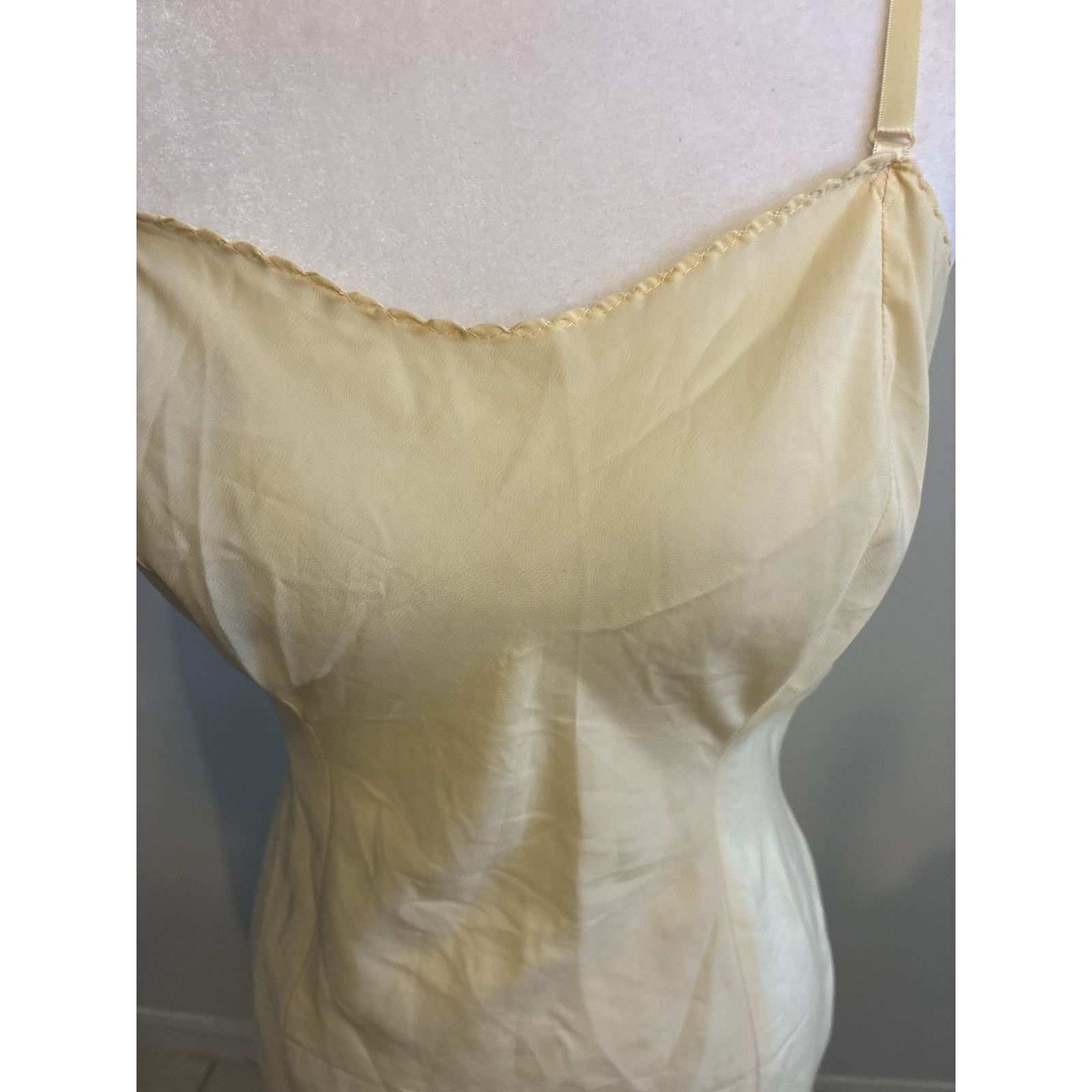Saks Fifth Avenue VTG Saks Fifth Avenue Slip Dress Lingerie 50s Pinup glam M/L Size M / US 6-8 / IT 42-44 - 3 Thumbnail