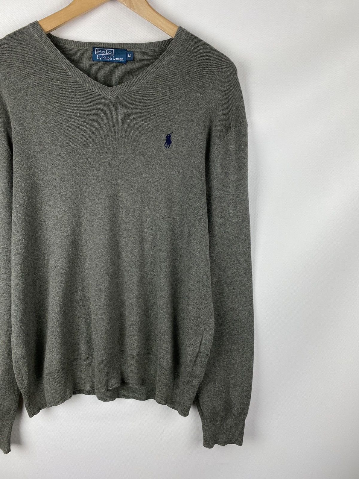 Vintage Polo by Ralph Lauren vintage men’s v-neck sweater pullover Size US M / EU 48-50 / 2 - 3 Thumbnail