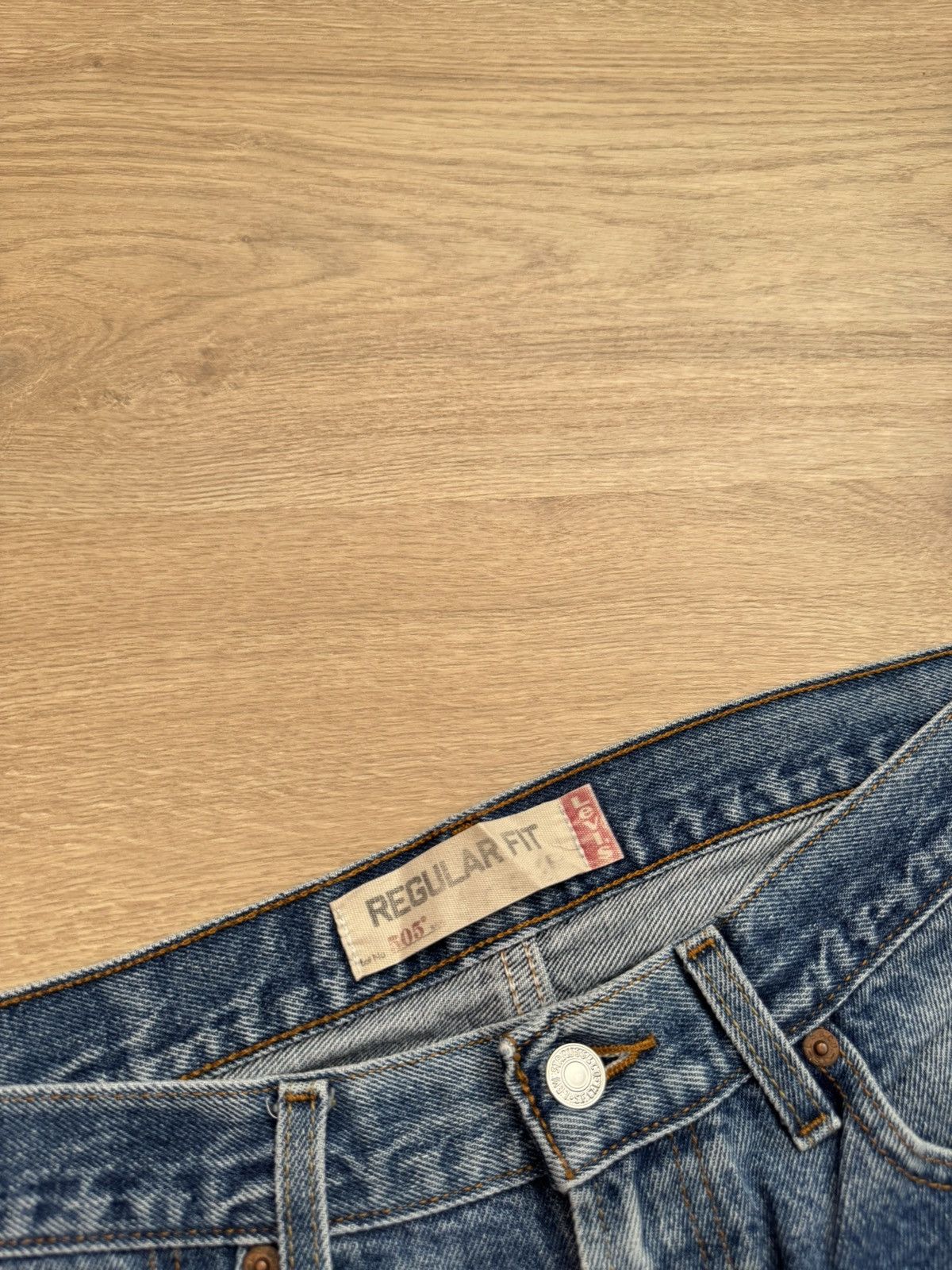 Levi's Vintage 00’s Levi’s 505 Distressed Blue Denim Jeans Pants Size US 33 - 8 Thumbnail