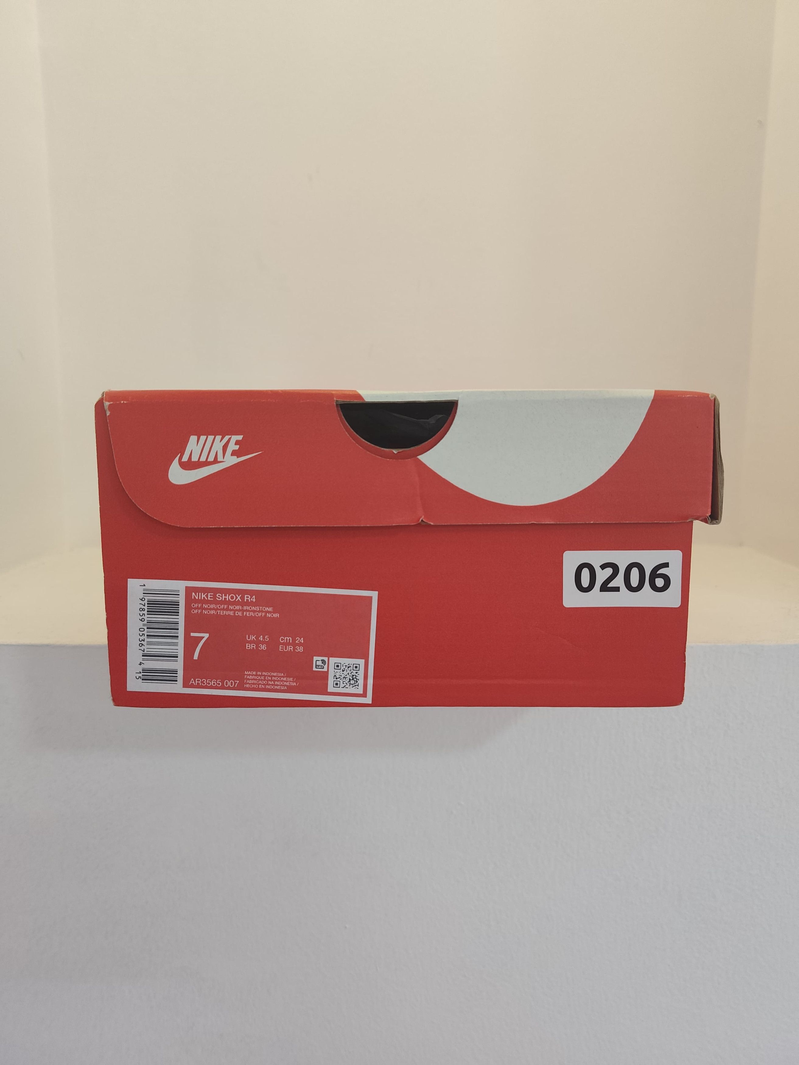 Nike Nike Shox R4 Size US 5.5 / EU 38 - 10 Thumbnail