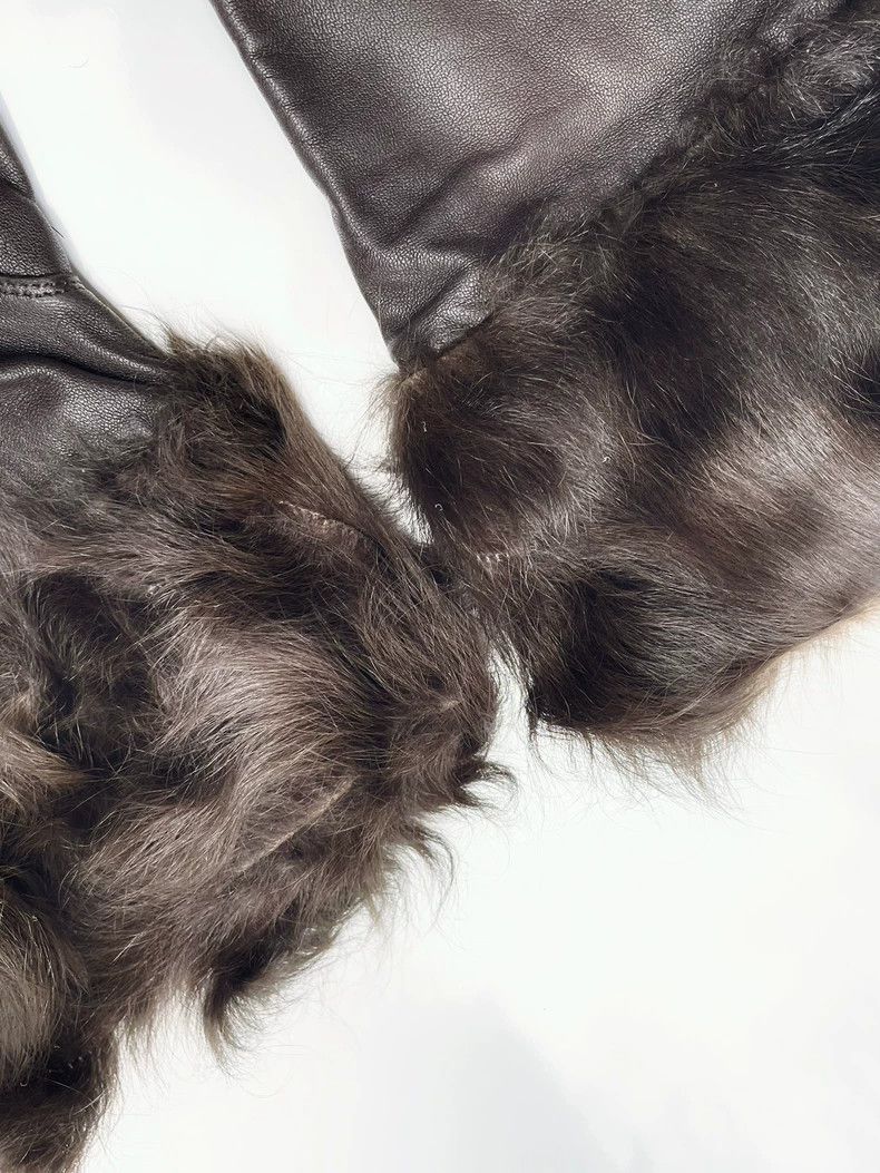 Christian Lacroix Christian Lacroix Brown sheepskin fur gloves 2504-Nextarrow Size ONE SIZE - 4 Thumbnail