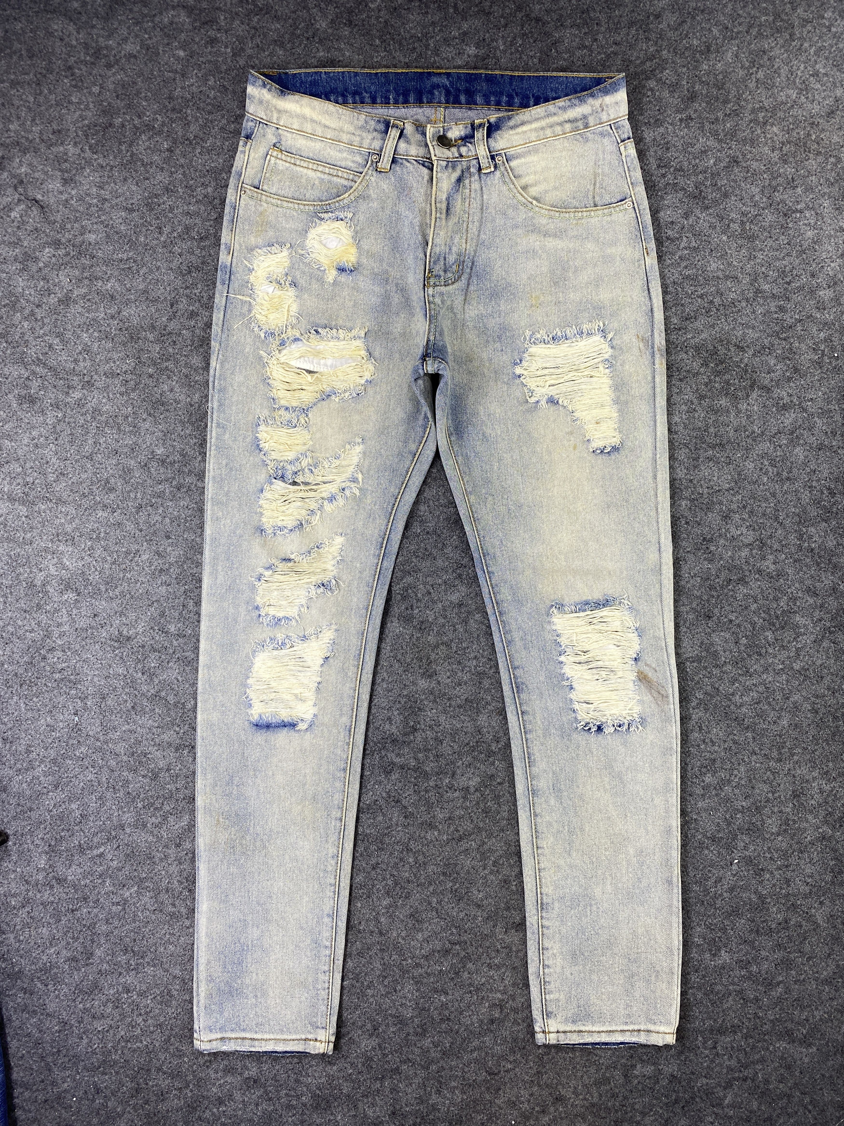 Japanese Brand Japanese Brand Distressed Faded Blue Jeans - J1075 Size US 33 - 1 Thumbnail