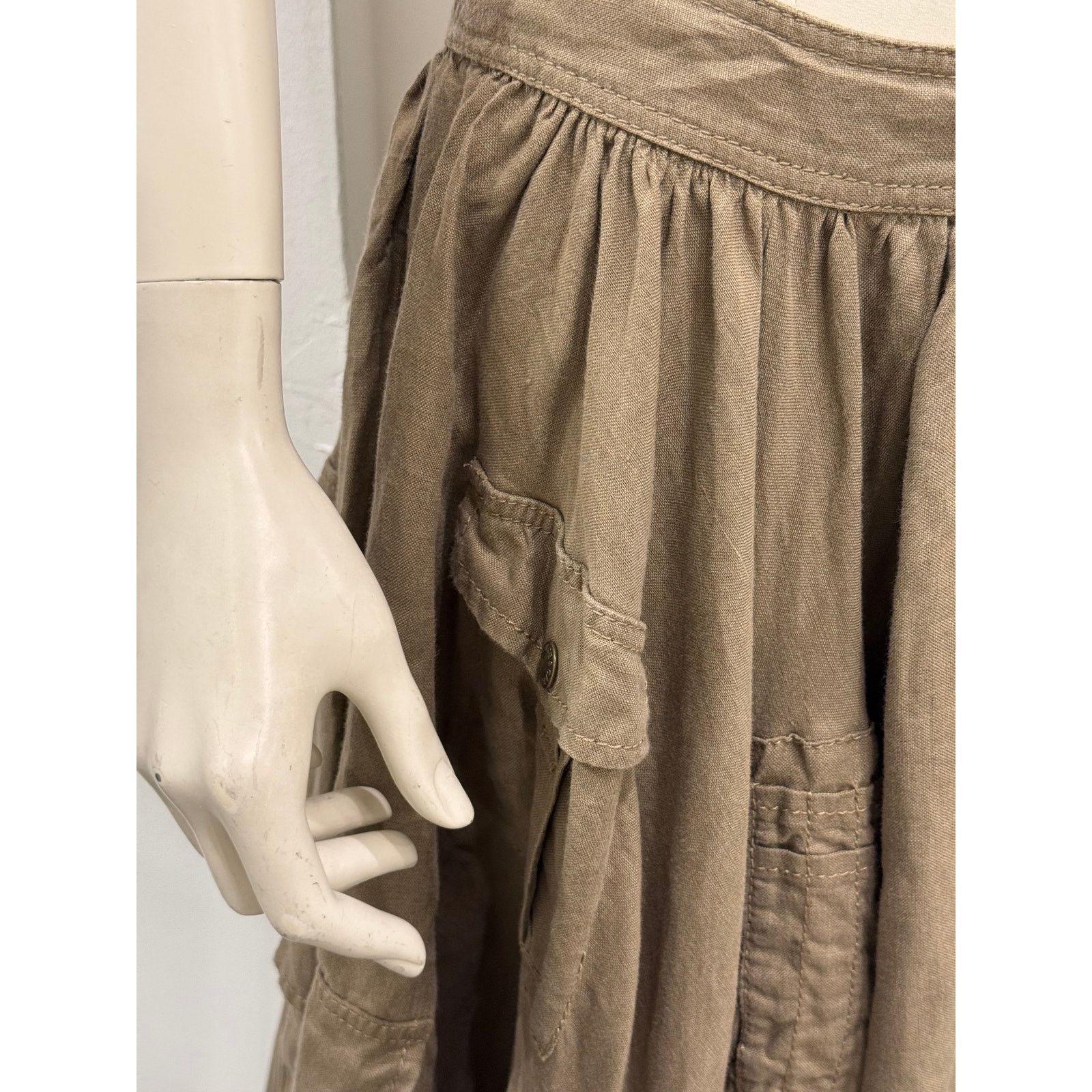 Dolce & Gabbana S/S2003 Dolce & Gabbana multi pocket cargo military skirt Size 28" / US 6 / IT 42 - 5 Thumbnail