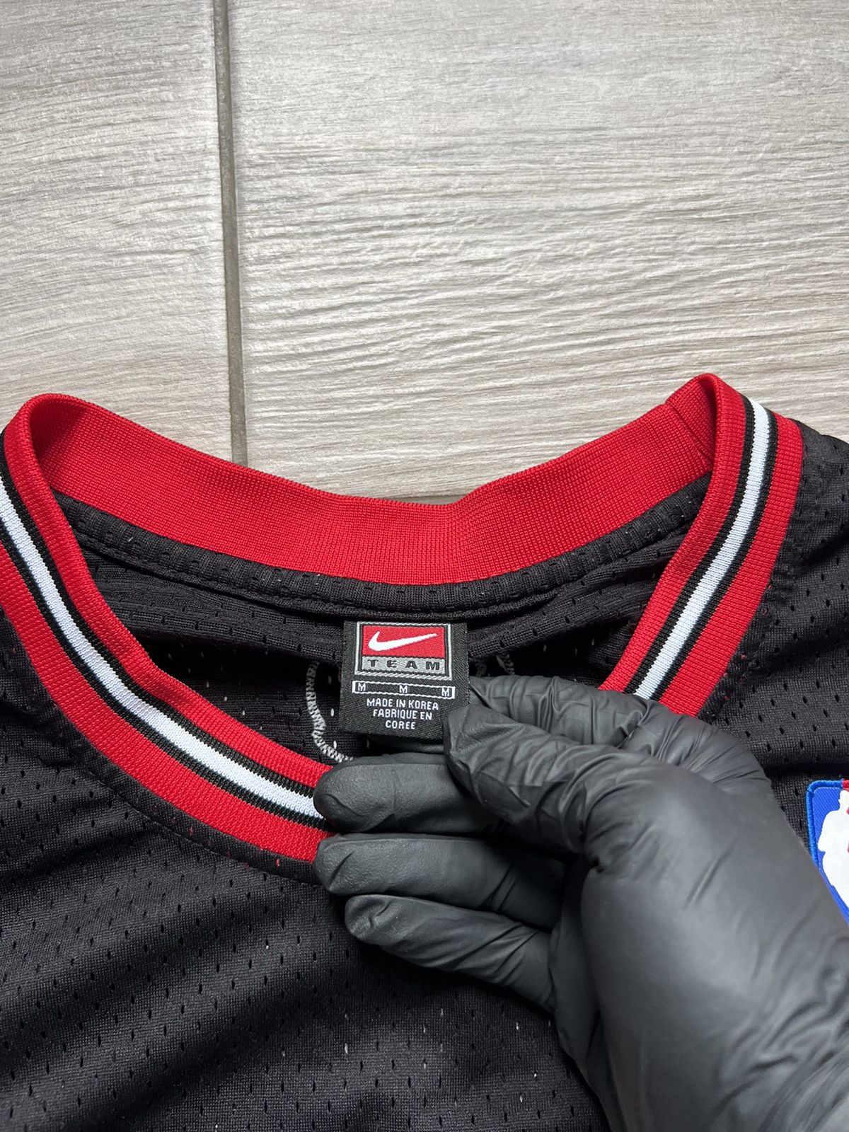 Jordan Brand × Nike × Vintage Vintage Nike NBA Bulls Jordan 23 Jersey Tee Tank 90s Size US M / EU 48-50 / 2 - 6 Thumbnail