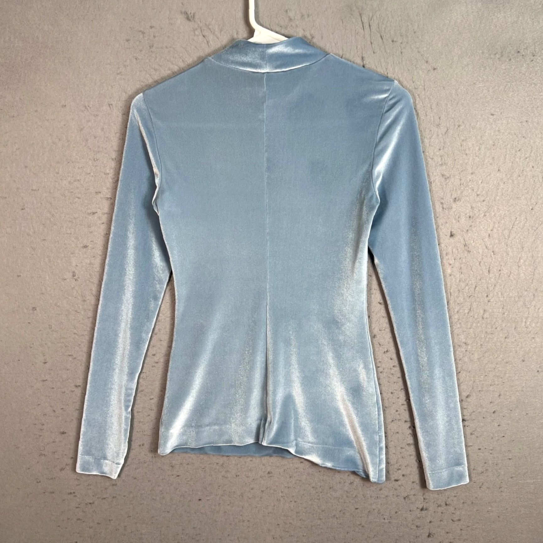 Baum und Pferdgarten VINTAGE Baum Und Pferdgarten Blue Velvet Long Sleeve Top Womens Size XS Size XS / US 0-2 / IT 36-38 - 2 Thumbnail