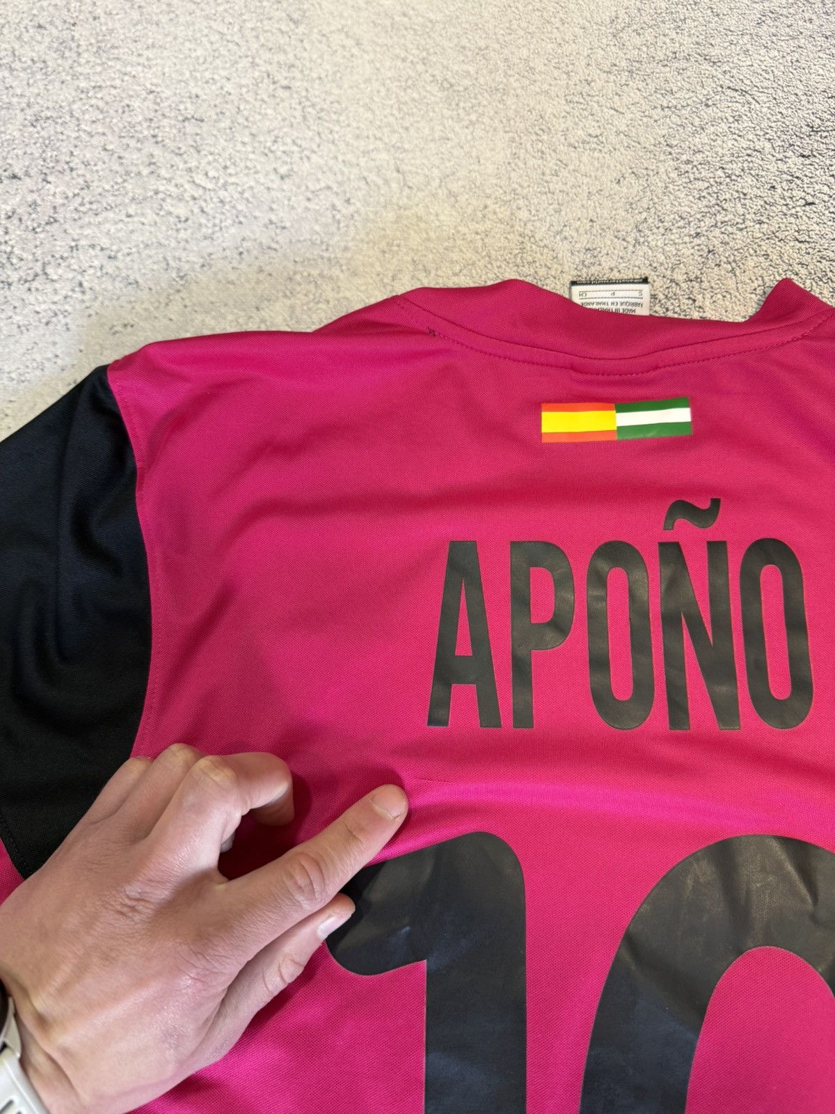 Nike Nike Malaga 2011 2012 Away Jersey Apono 10 Pink UNESCO LFP S Size US S / EU 44-46 / 1 - 23 Thumbnail