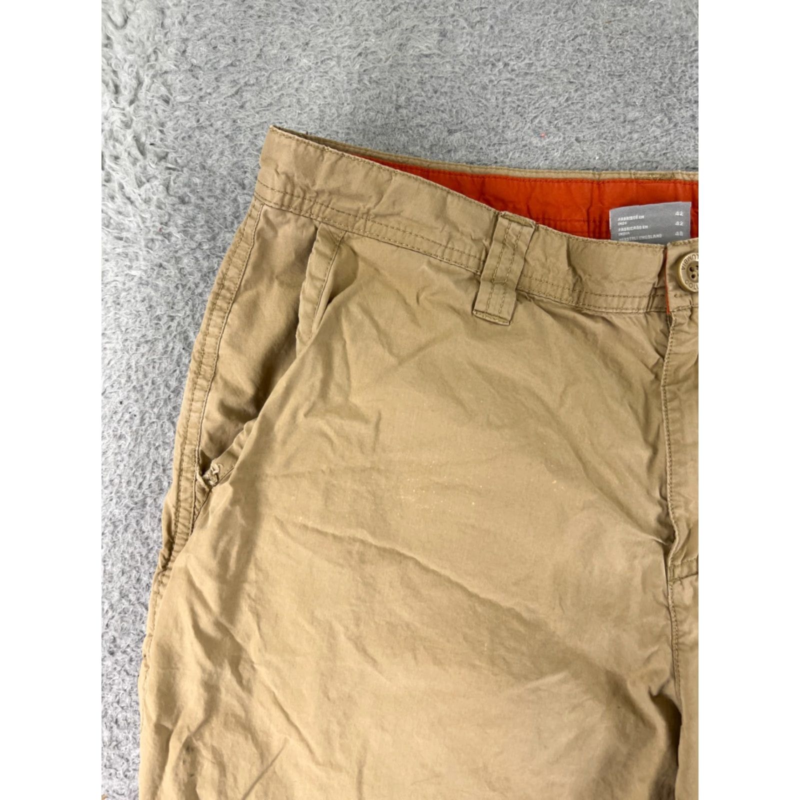 Vintage Columbia Shorts Mens 32 Beige Khaki Cargo Zip Fly Hiking Camping Fishing Cargo Pocket Belted Elastic Waist Pockets Regular Cotton Blend Outdoors Mens Size US 32 / EU 48 - 6 Thumbnail