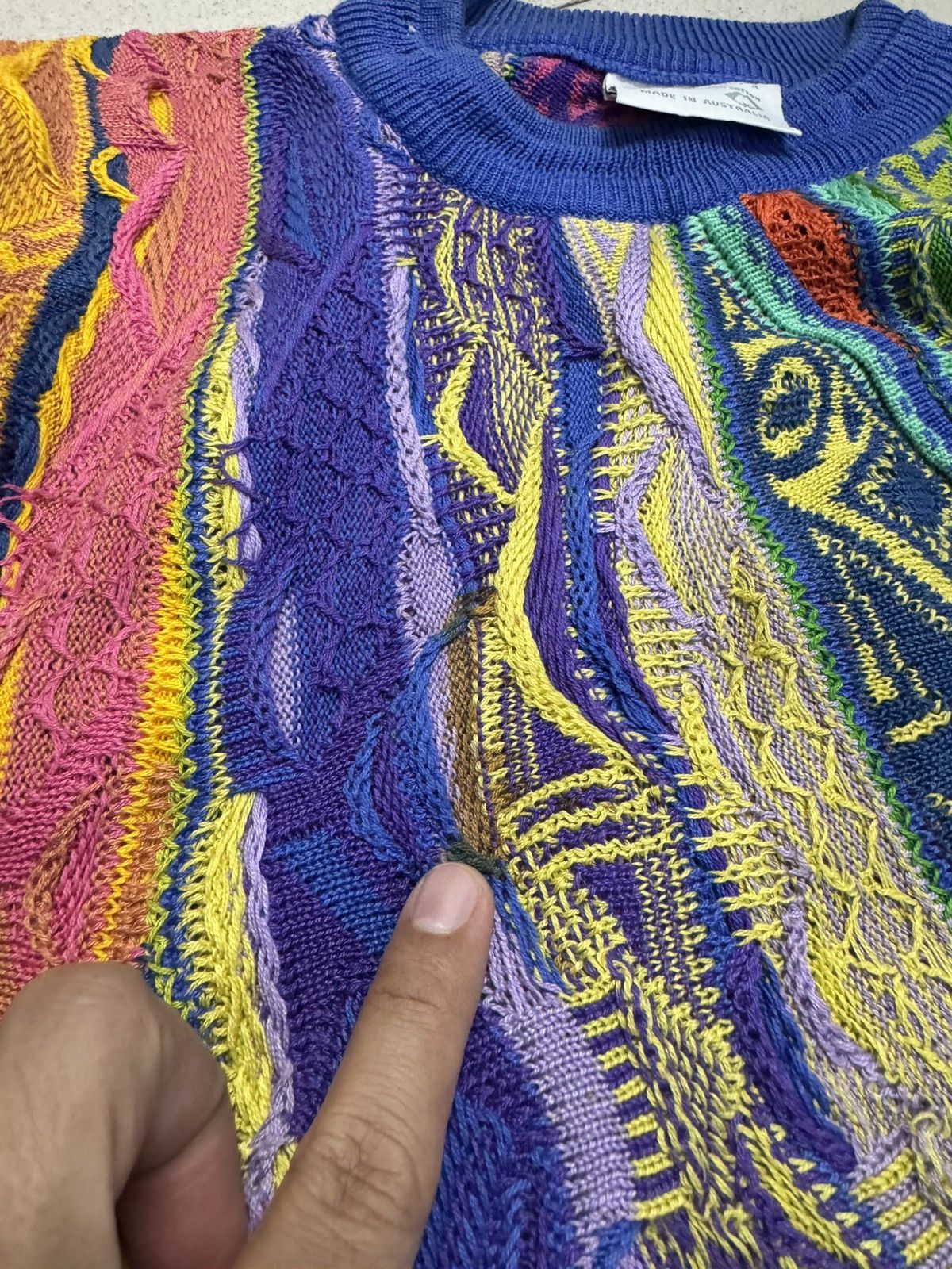 Coogi VINTAGE 90s COOGI 3D KNITWEAR SWEATER WITH STAINS Size US M / EU 48-50 / 2 - 8 Thumbnail