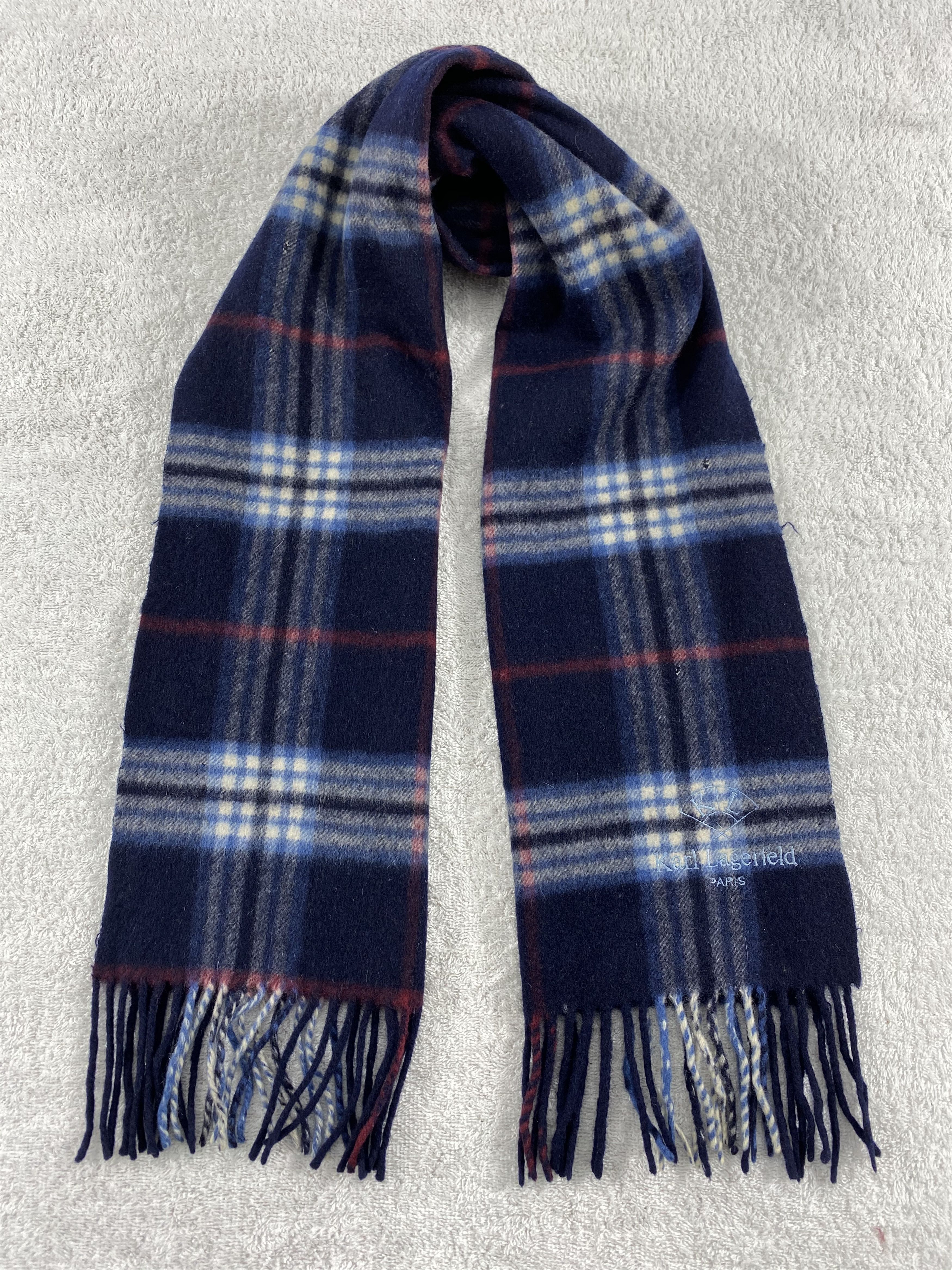 Karl Lagerfeld Scarf / Muffler / Neckwear - WW1802