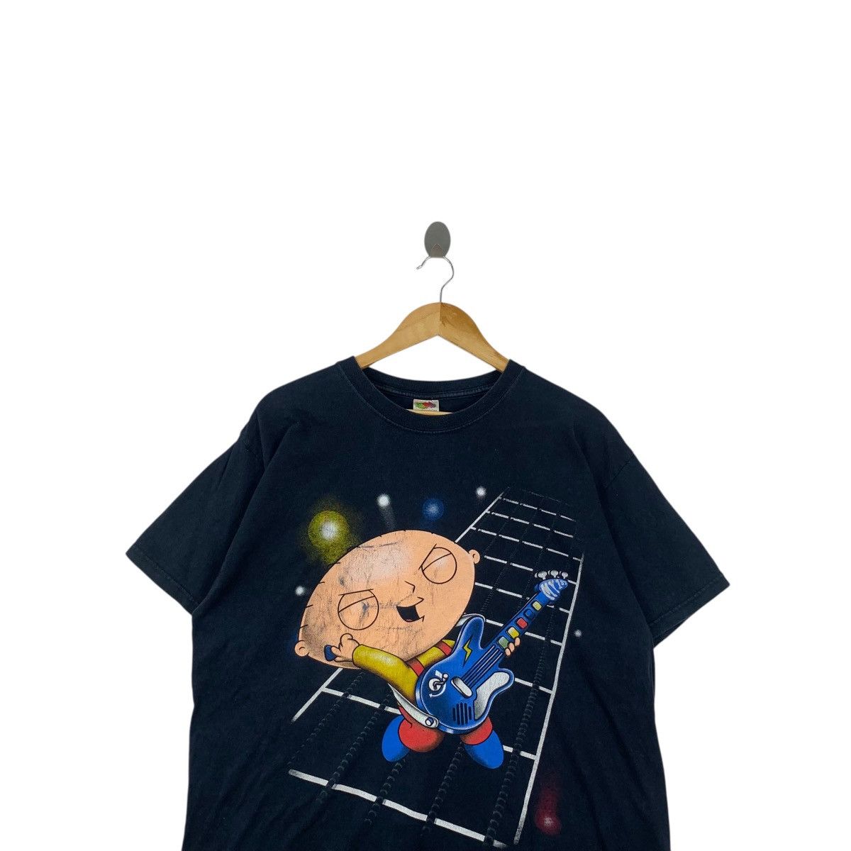 Vintage Vintage FAMILY GUY SERIES Stewie Griffin Guitar Hero Tee Size US XL / EU 56 / 4 - 2 Thumbnail