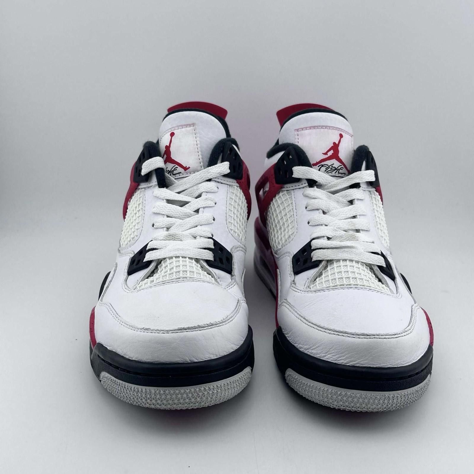 Jordan Brand Air Jordan 4 Retro GS White Fire Red Black 5Y Used OG Box Size US 5 / EU 37 - 2 Thumbnail