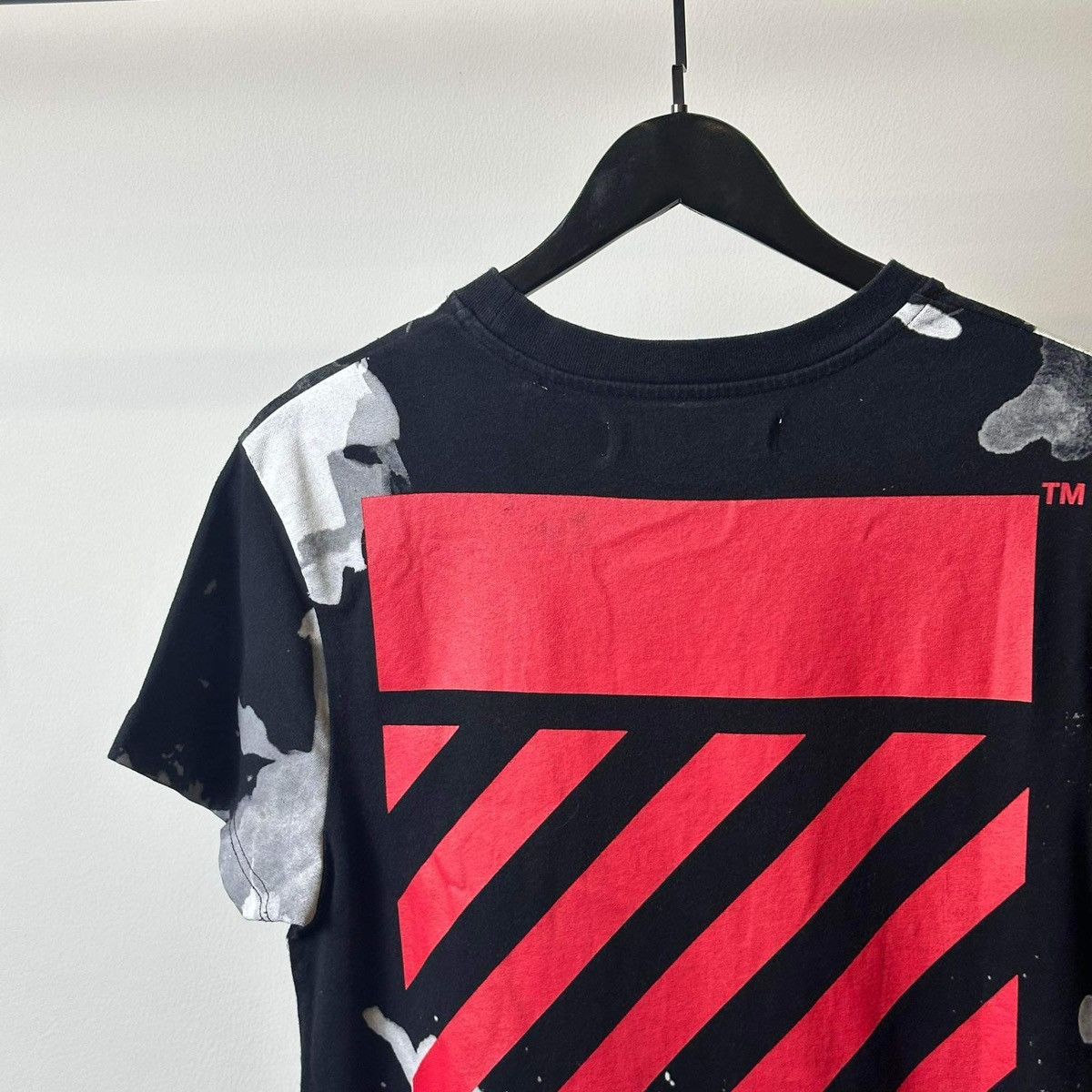 Hypebeast × Off-White OFF WHITE LIQUID T SHIRT Size US XXS / EU 40 - 3 Thumbnail