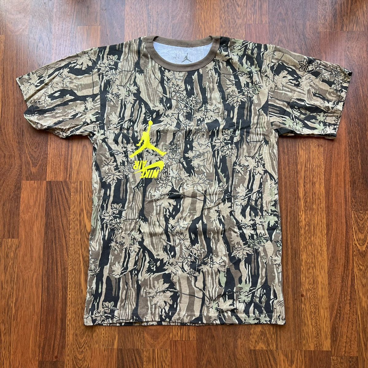 ☆ AIR JORDAN x Travis Scott ‘Highest’ コラボTシャツ ☆ NIKE AIR JORDAN×Travis Scott Cactus Jack 'Highest T-shirt'T