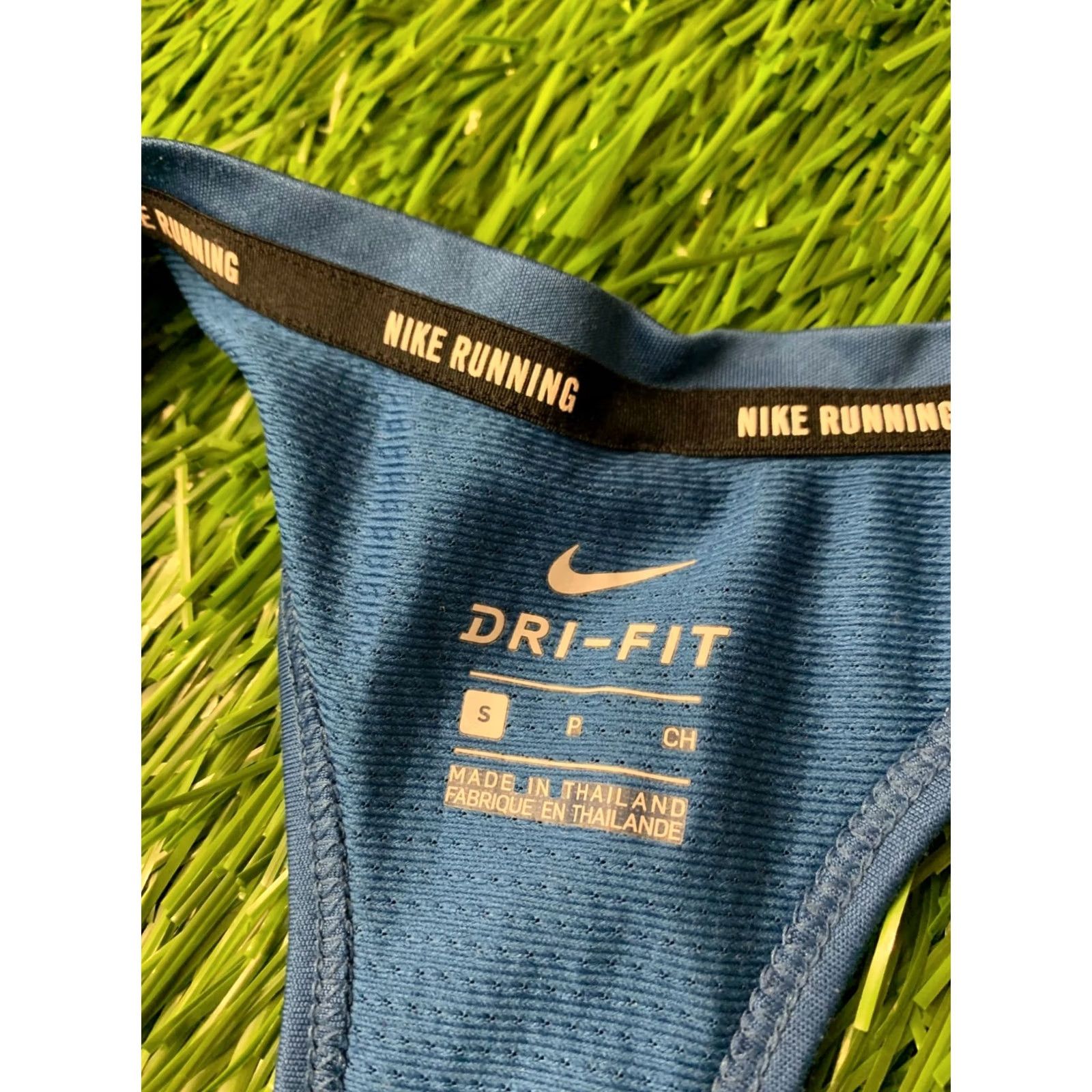 Nike Nike Dri-FIT Run Women Vest Sleeveless Shirt Jersey S Blue Running Training 2018 Size S / US 4 / IT 40 - 4 Thumbnail