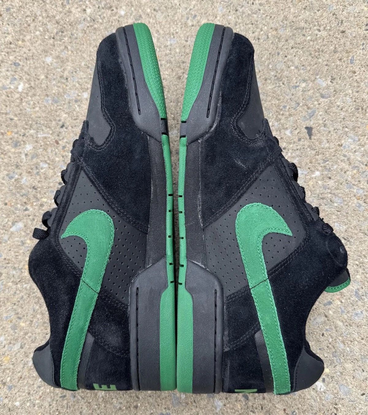 Nike Nike Delta Force Black / Forest Green (Size 11) DS Size US 11 / EU 44 - 8 Thumbnail