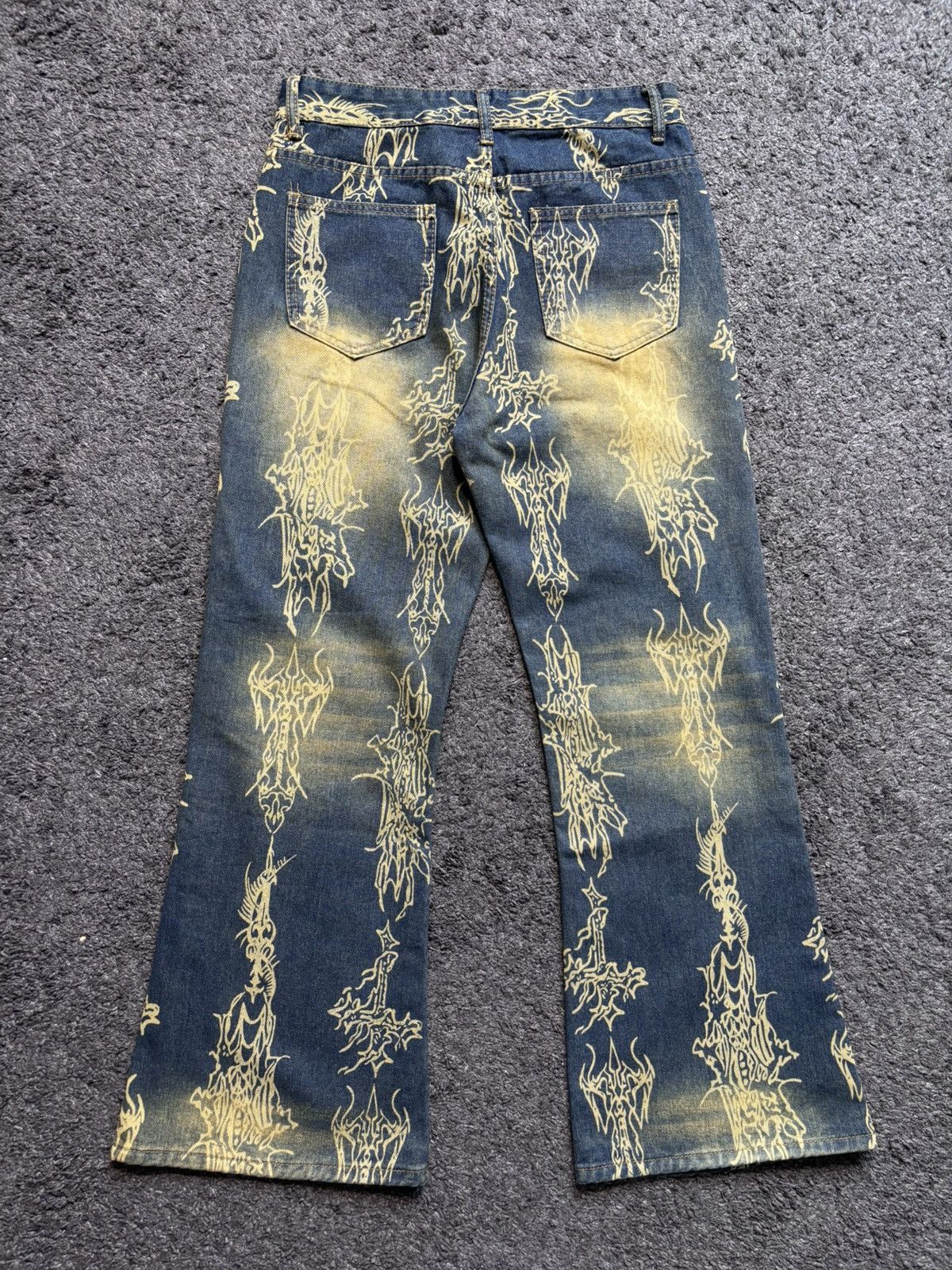 Vintage Vintage streetwear very rare art blue yellow flared jeans Size US 31 - 14 Thumbnail
