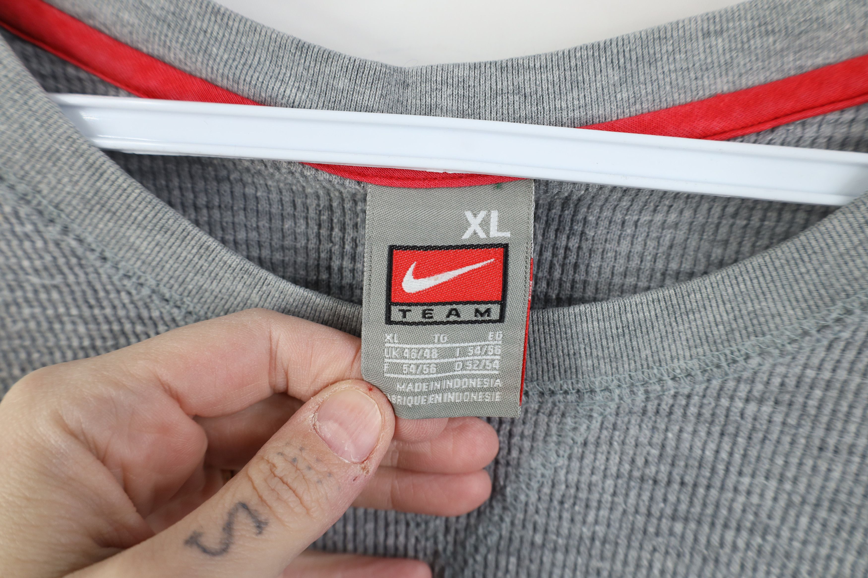 Nike Vintage Nike Swoosh Ohio State University Thermal T-Shirt Size US XL / EU 56 / 4 - 7 Thumbnail