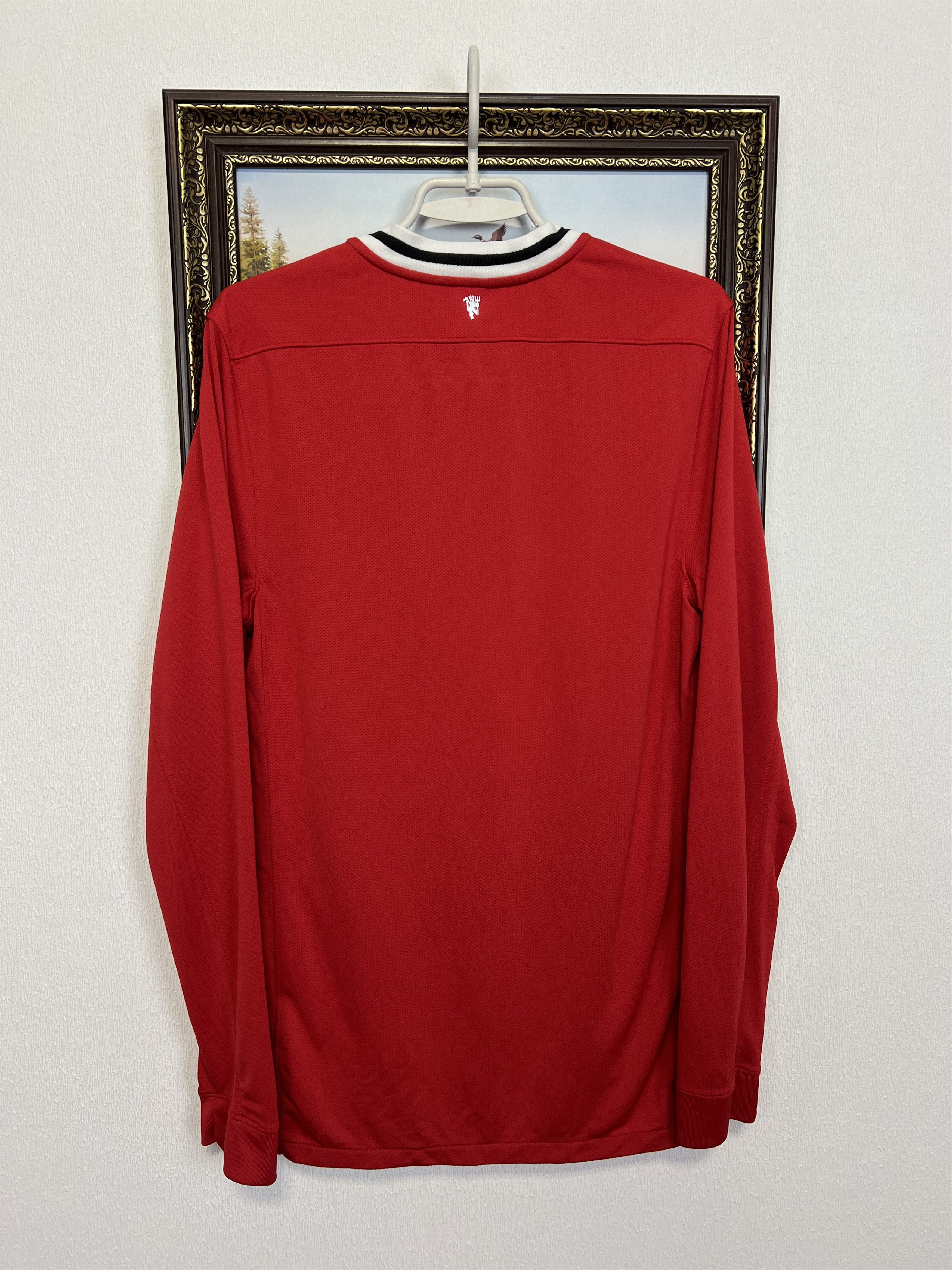 Nike Manchester United football shirt Soccer Long Sleeve Jersey Size US M / EU 48-50 / 2 - 9 Thumbnail