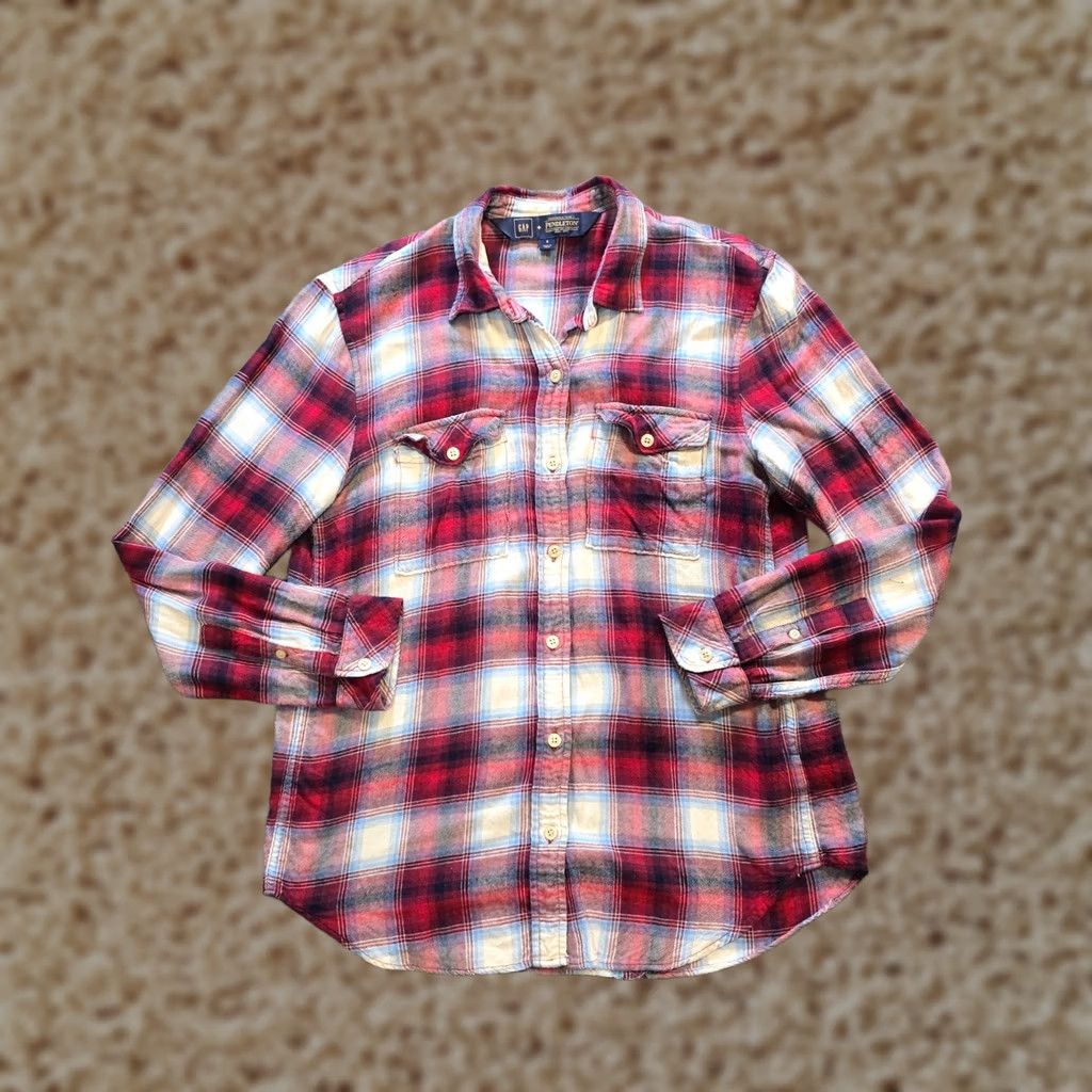 Gap Gap Top Womens Size Small Red Plaid Flannel Pendleton Button Up Casual Outdoors Shirt Size S / US 4 / IT 40 - 1 Thumbnail