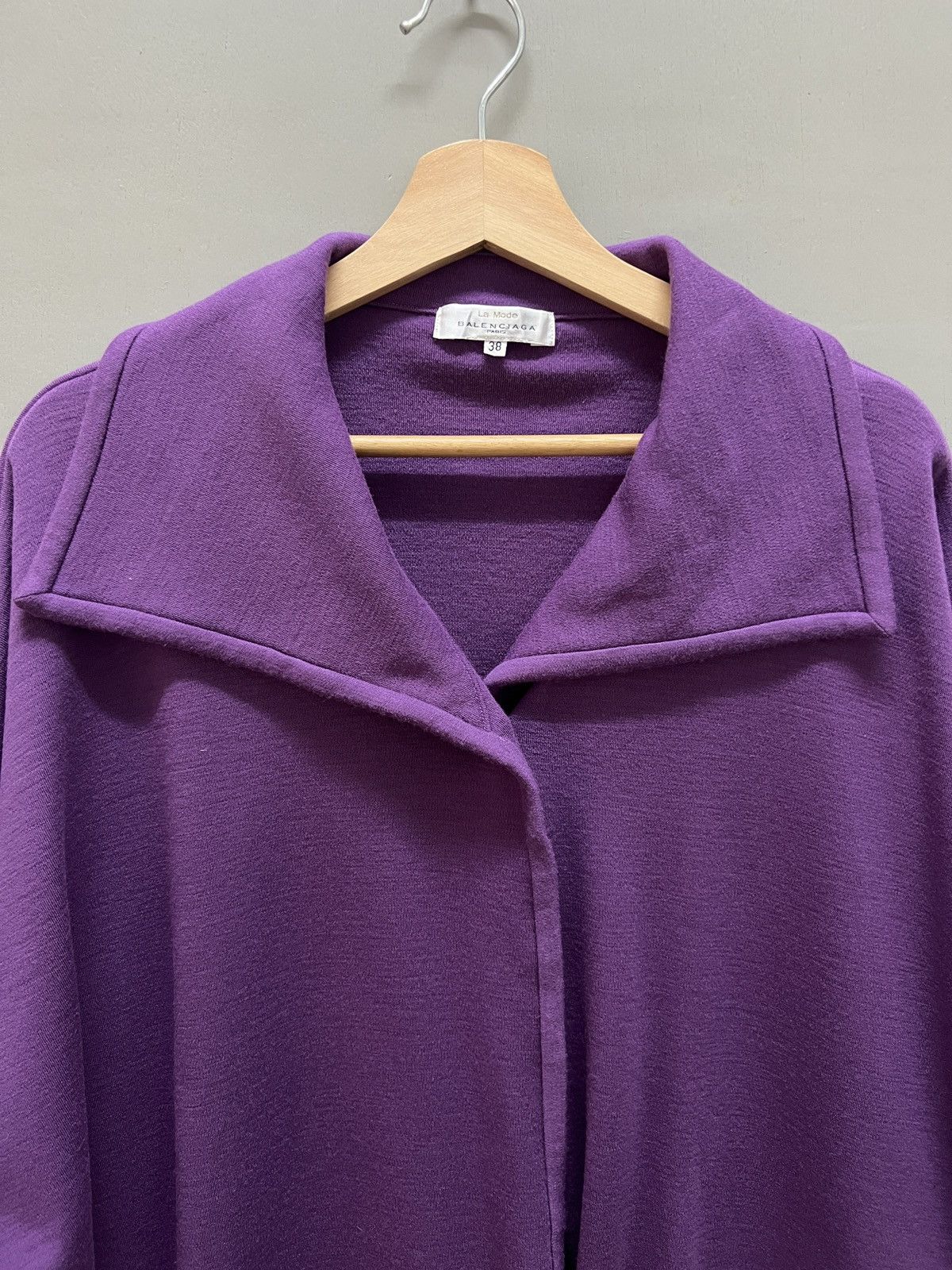 Balenciaga Vintage La Mode Balenciaga Paris Oversize Sweater Ponchos Size US L / EU 52-54 / 3 - 7 Thumbnail