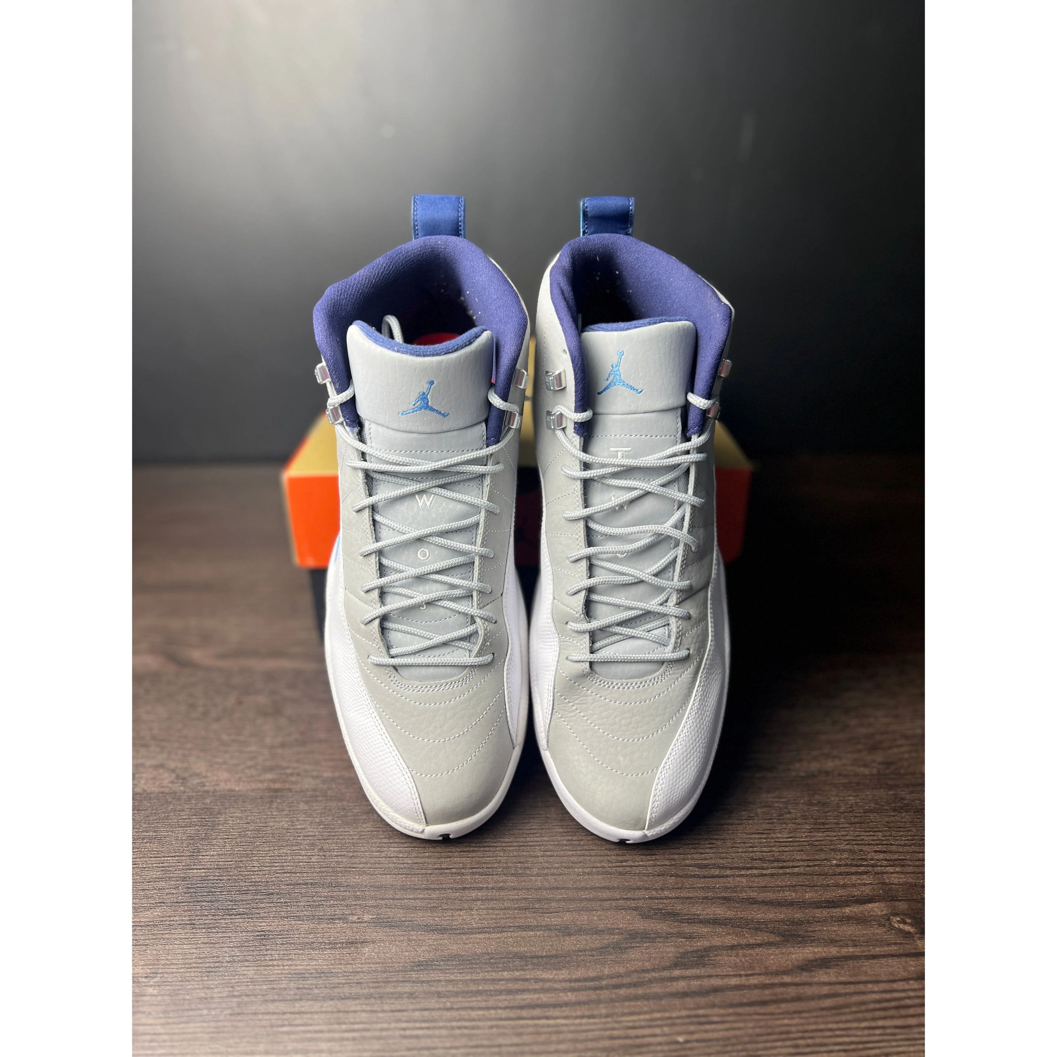 Jordan Brand Air Jordan 12 Retro "Grey University Blue" **PRE-OWNED** Size US 13 / EU 46 - 3 Thumbnail