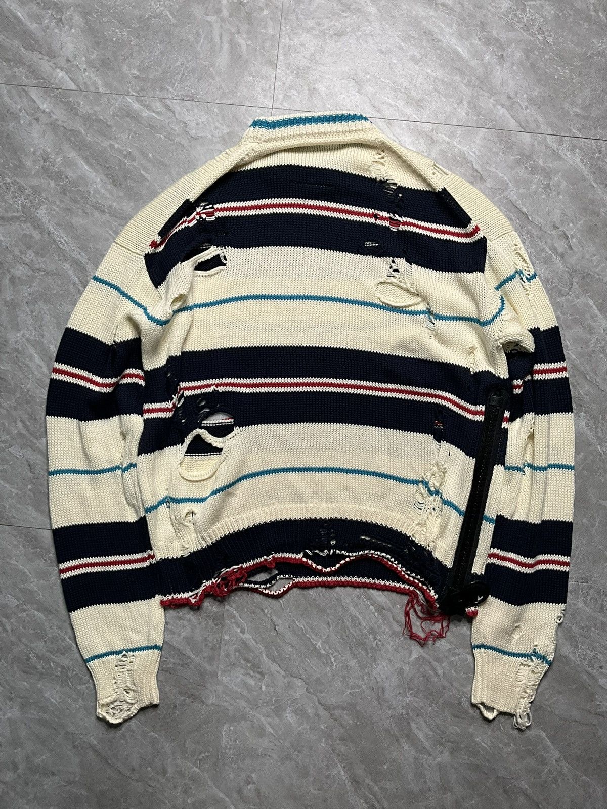 Maison MIHARA YASUHIRO MMY Distressed Decorative Zipped Sweater Size US M / EU 48-50 / 2 - 2 Thumbnail
