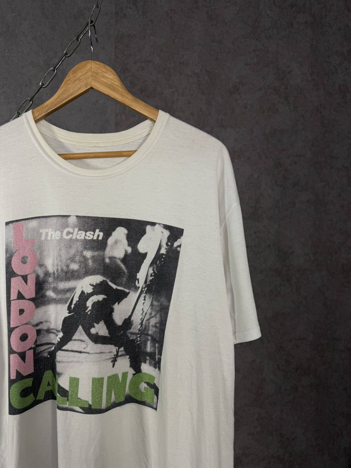 Band Tees The Clash rock band tee Size US XXL / EU 58 / 5 - 2 Thumbnail
