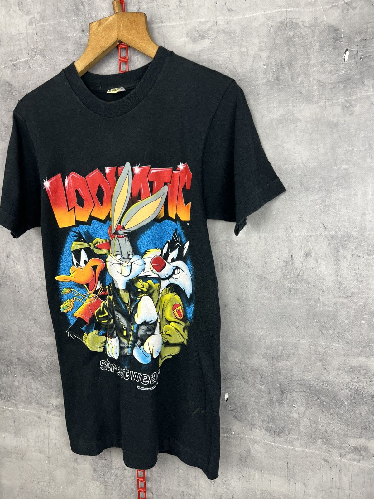 Band Tees Vintage 92 Looney Tunes Loonatic Streetwear Hip Hop Rap Size US M / EU 48-50 / 2 - 2 Thumbnail