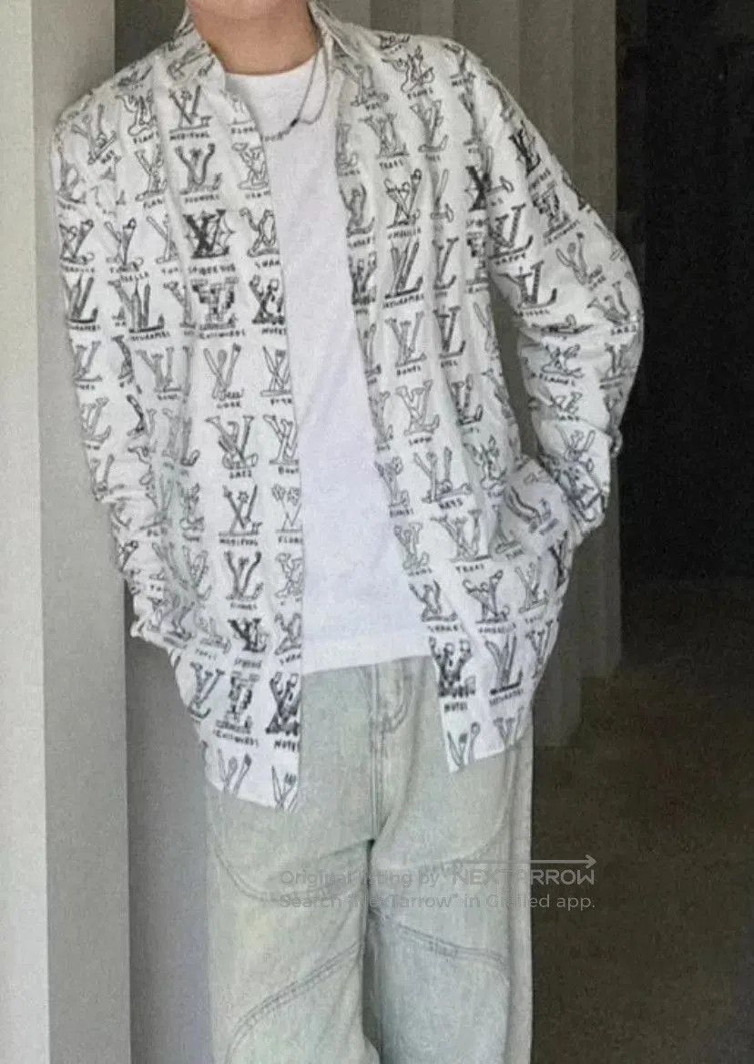 Louis Vuitton Multi-Print Long Sleeve Button-Up Shirt. Size US S / EU 44-46 / 1 - 8 Thumbnail