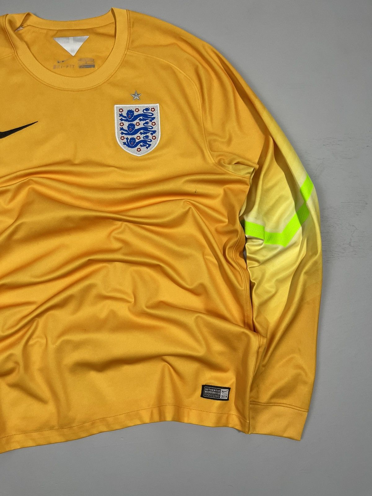 Nike Nike England Team Goalkeeper Soccer Jersey 2014 Blokecore Size US L / EU 52-54 / 3 - 3 Thumbnail