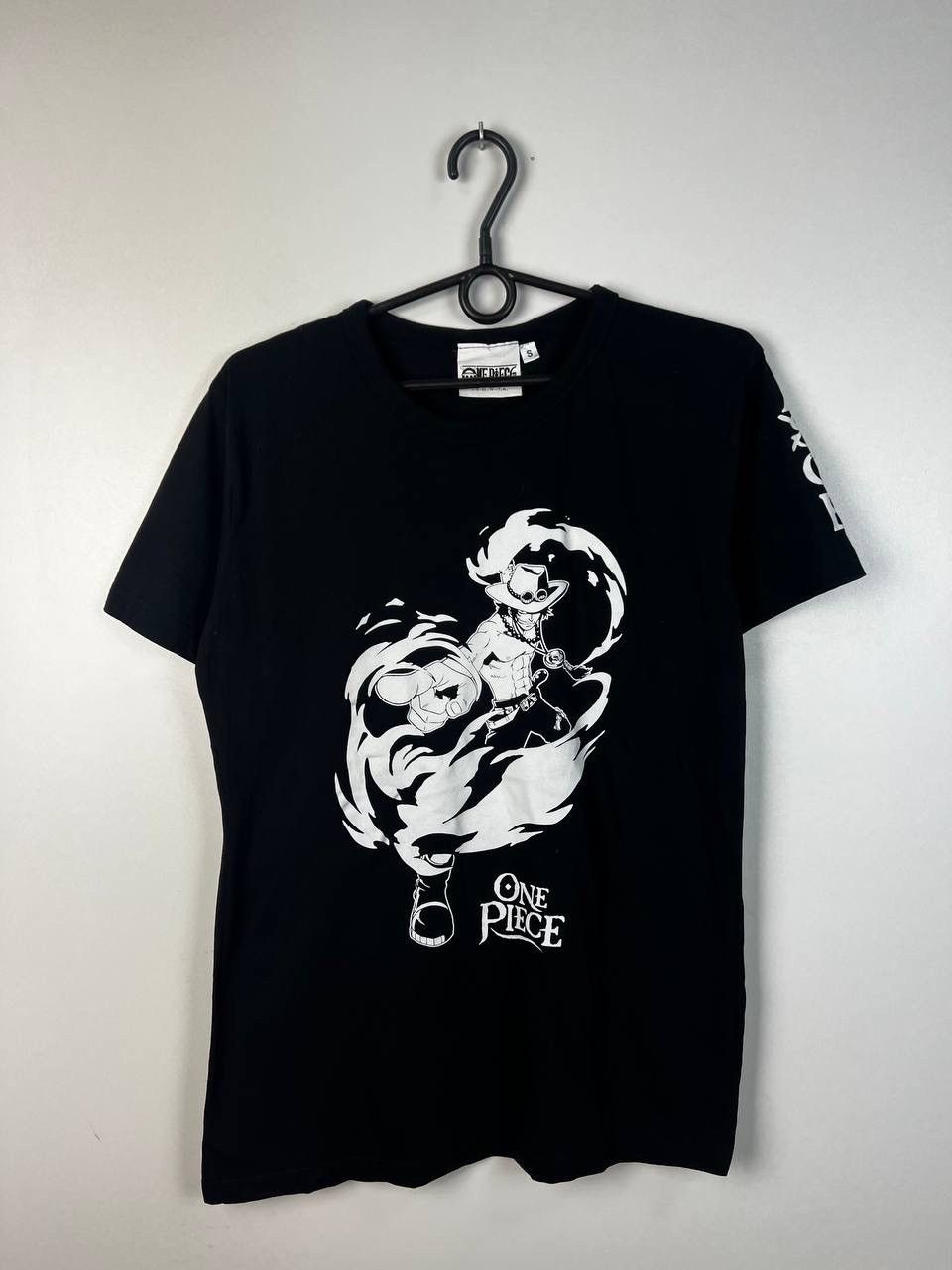 Other One Piece Anime Movie t-shirts size S Size US S / EU 44-46 / 1 - 1 Thumbnail