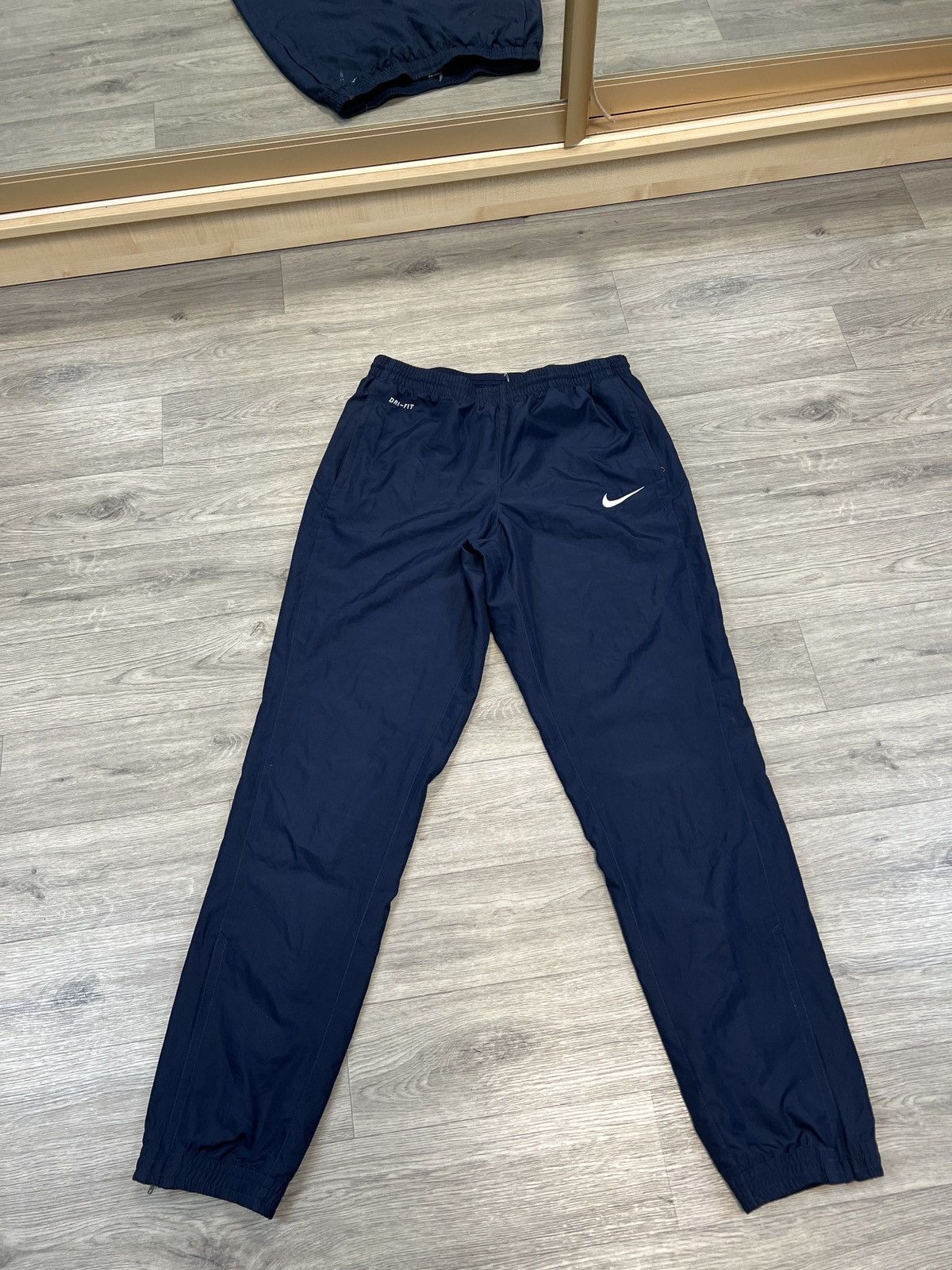 Nike Nike Dri-Fit Vintage Navy Blue Track Pants Swoosh Logo SizeM Size US 32 / EU 48 - 1 Thumbnail