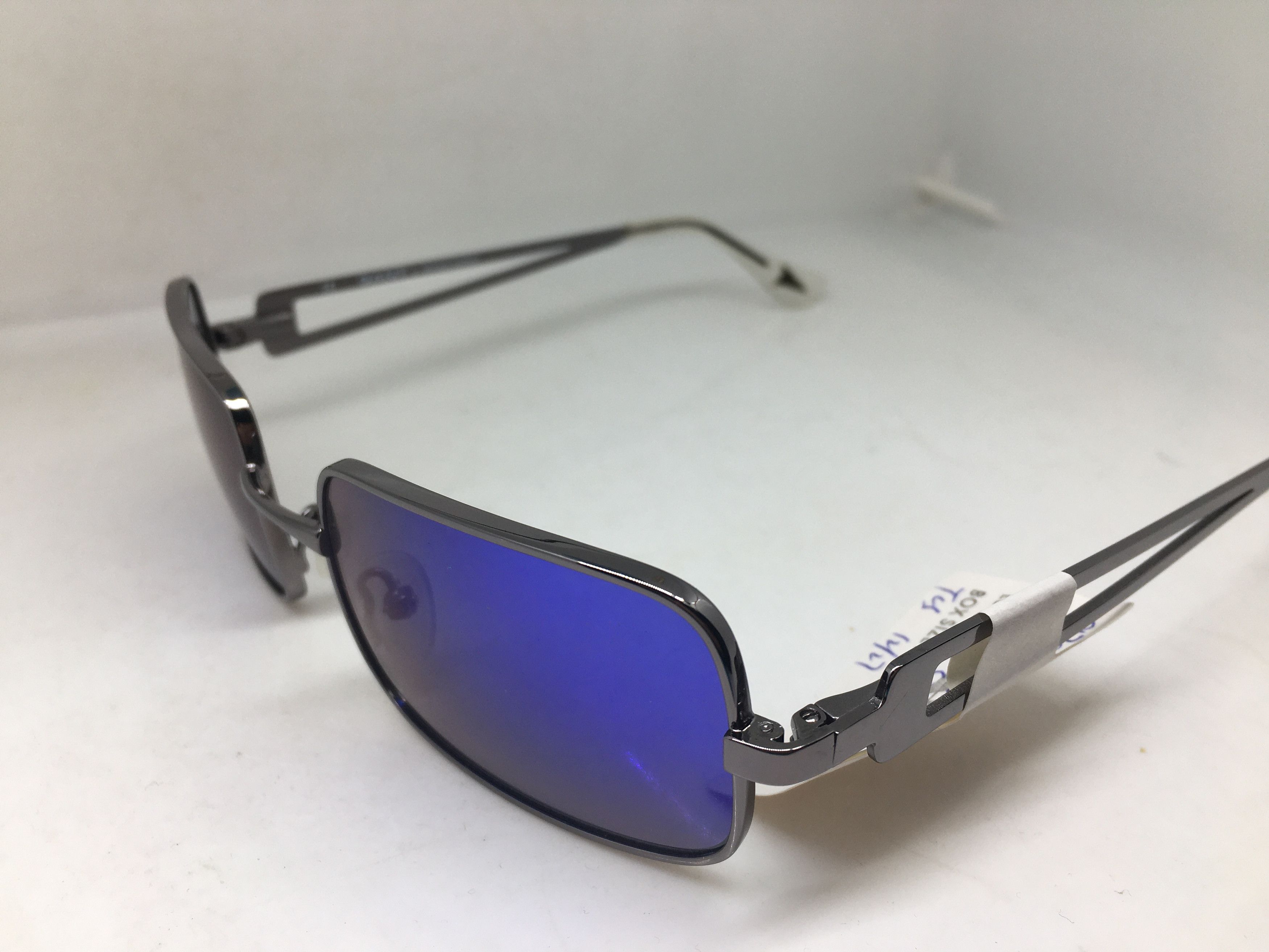 Gant Gant By Michael Bastian Silver Square Sunglasses Frame Size ONE SIZE - 3 Thumbnail