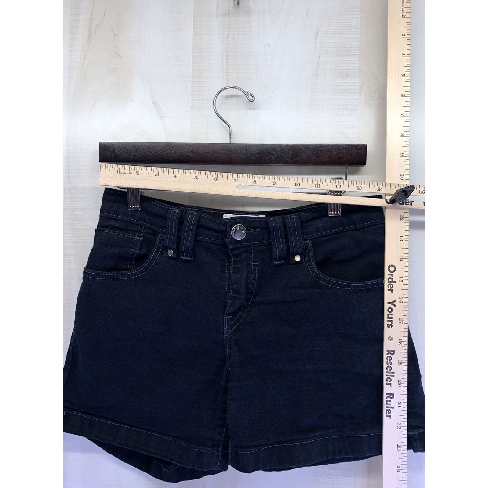 Levi's Levi’s Strauss Misses Size 6 Black Denim Stretch Shorts-6220 Size 28" / US 6 / IT 42 - 2 Thumbnail