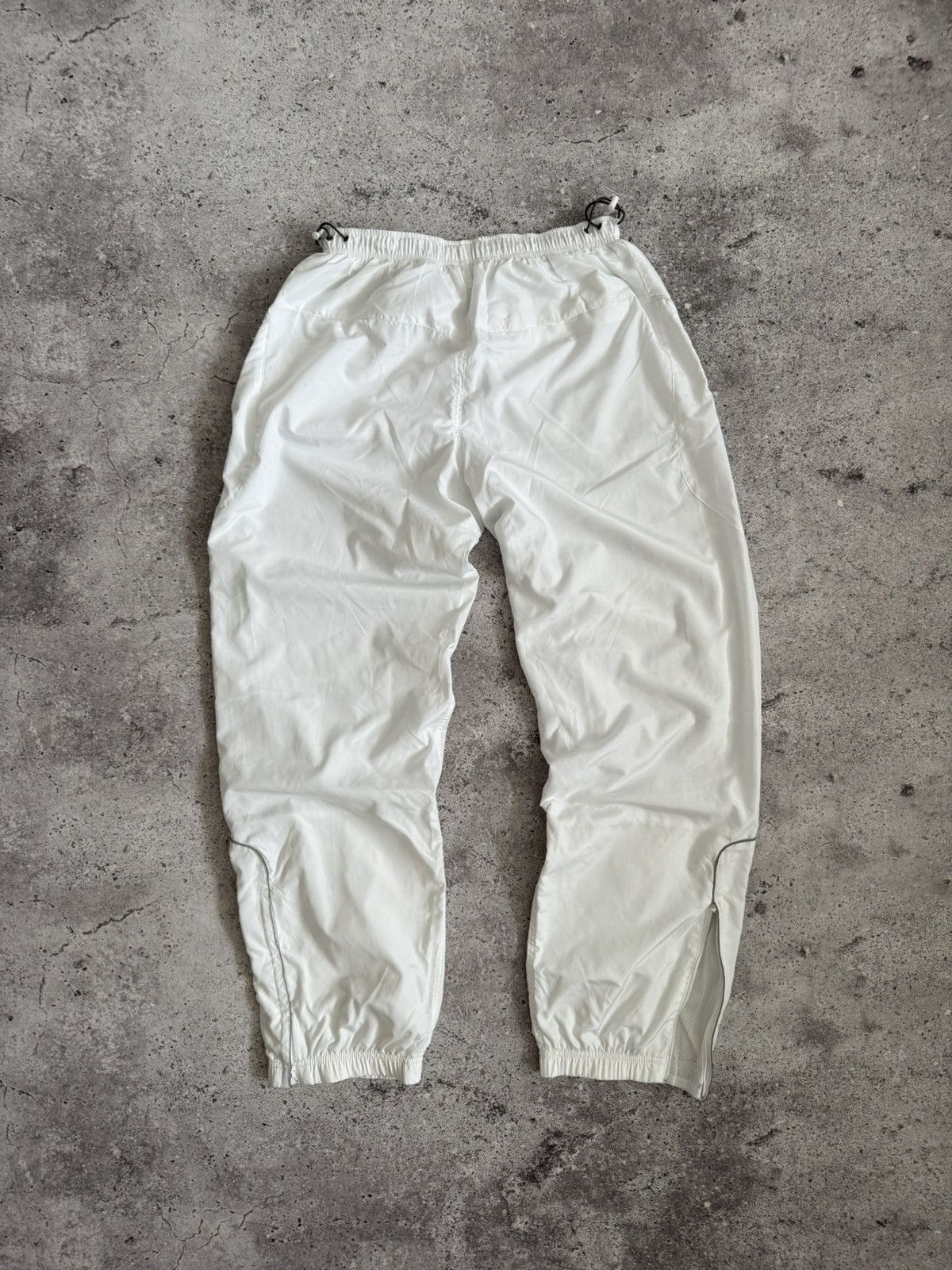 Nike Vintage Nike Air Max 360 Tracksuit White Large Men’s Size US L / EU 52-54 / 3 - 16 Thumbnail