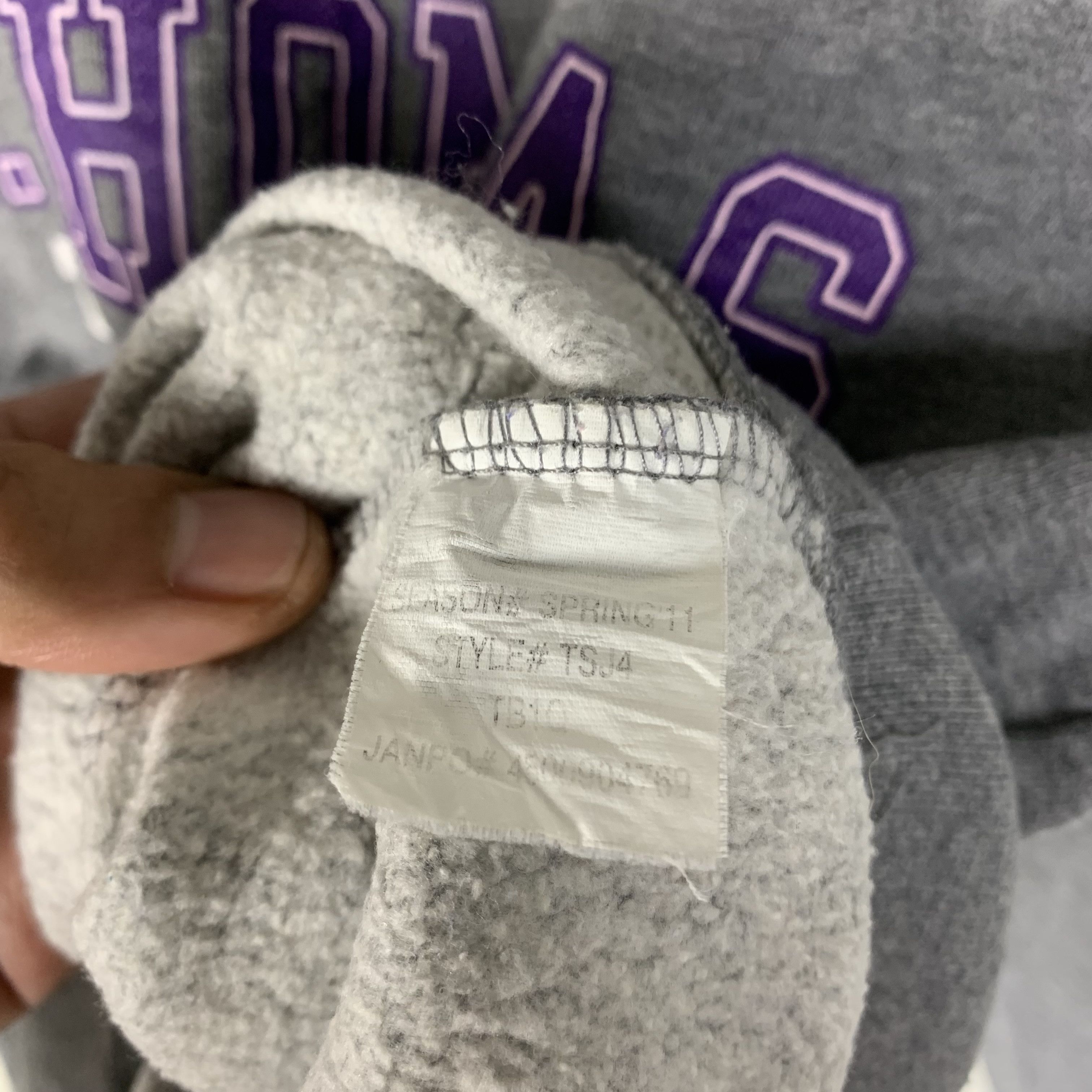 Vintage Vintage University of St.Thomas Half Zip Sweatshirt Crewneck Size US S / EU 44-46 / 1 - 5 Thumbnail
