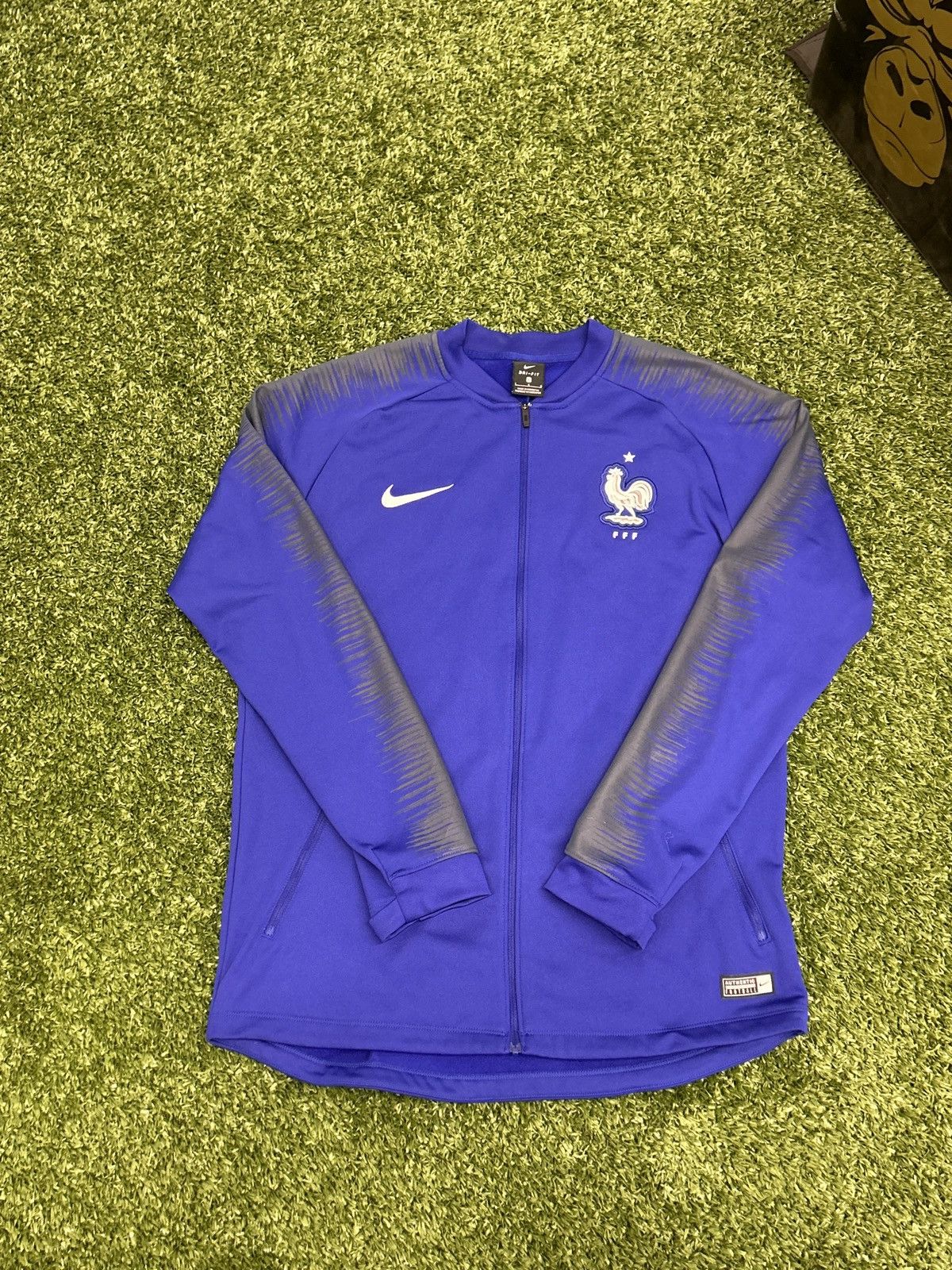 Nike 2018 Nike France Soccer Embroidered Blue Track Jacket Size US L / EU 52-54 / 3 - 2 Thumbnail