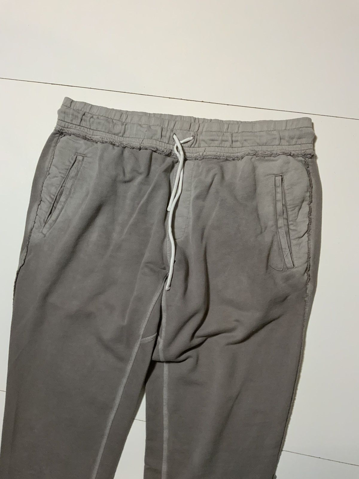 COTTONCITIZEN Cotton Citizen Made In USA Distressed Jogger Sweatpants Size US 40 / EU 56 - 5 Thumbnail