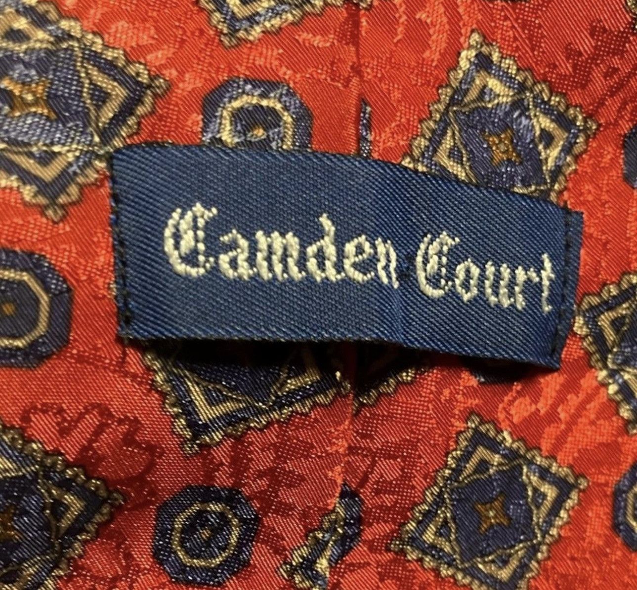Other Vtg Camden Court Men's Silk Geometric Neck Tie Dress Tie Size ONE SIZE - 6 Thumbnail