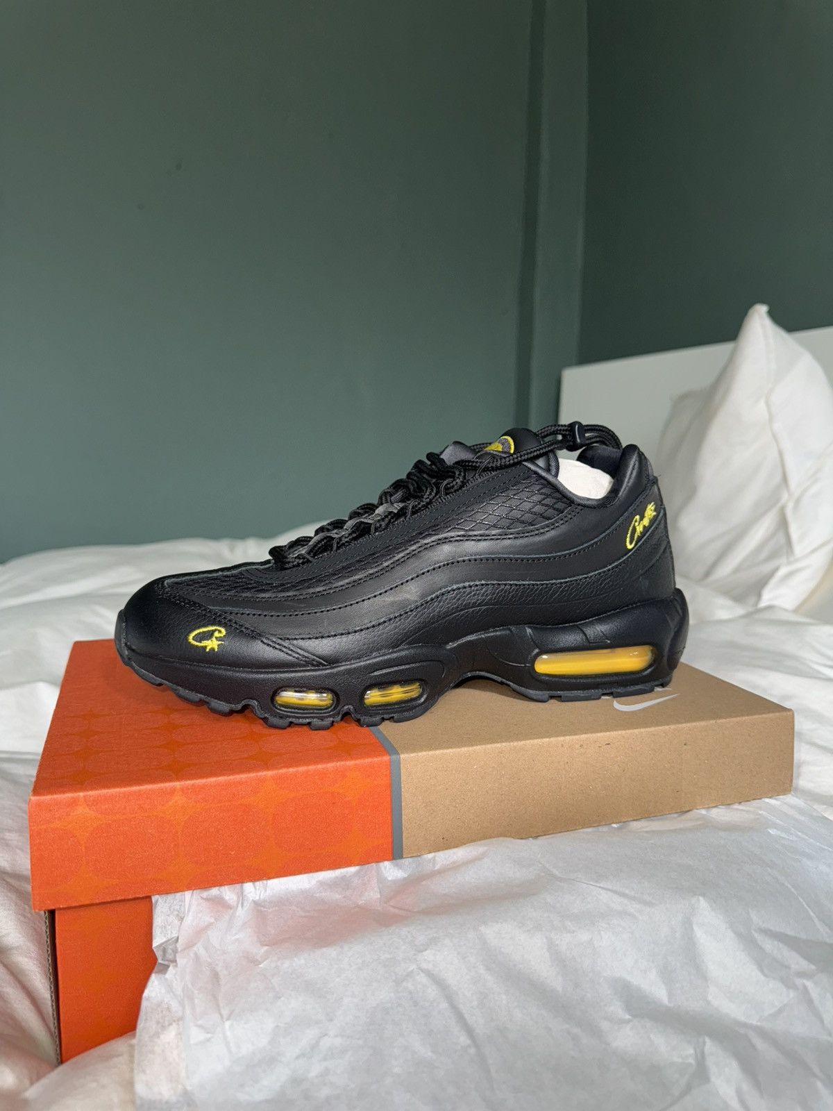 Corteiz × Nike Corteiz x Nike Air Max 95 “Honey Blacks” Size US 9.5 / EU 42-43 - 1 Thumbnail