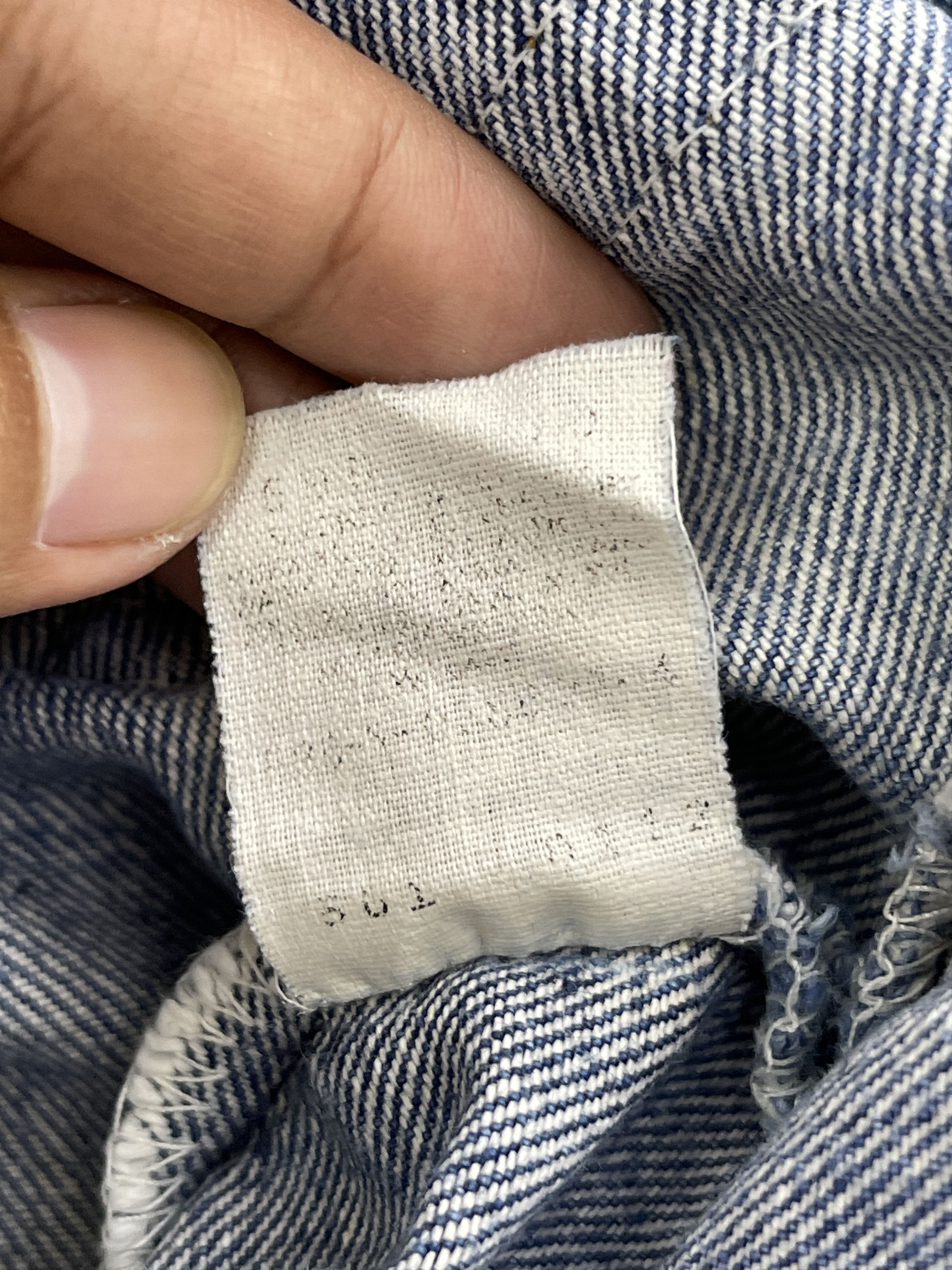 Levi's × Vintage Light Blue Washed Vintage 90s Levis 501 Denim Jeans Size US 31 - 8 Thumbnail