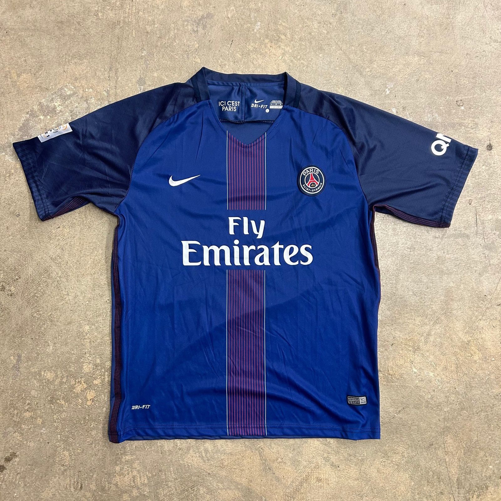 Other PSG Blue Jersey Size US L / EU 52-54 / 3 - 1 Thumbnail