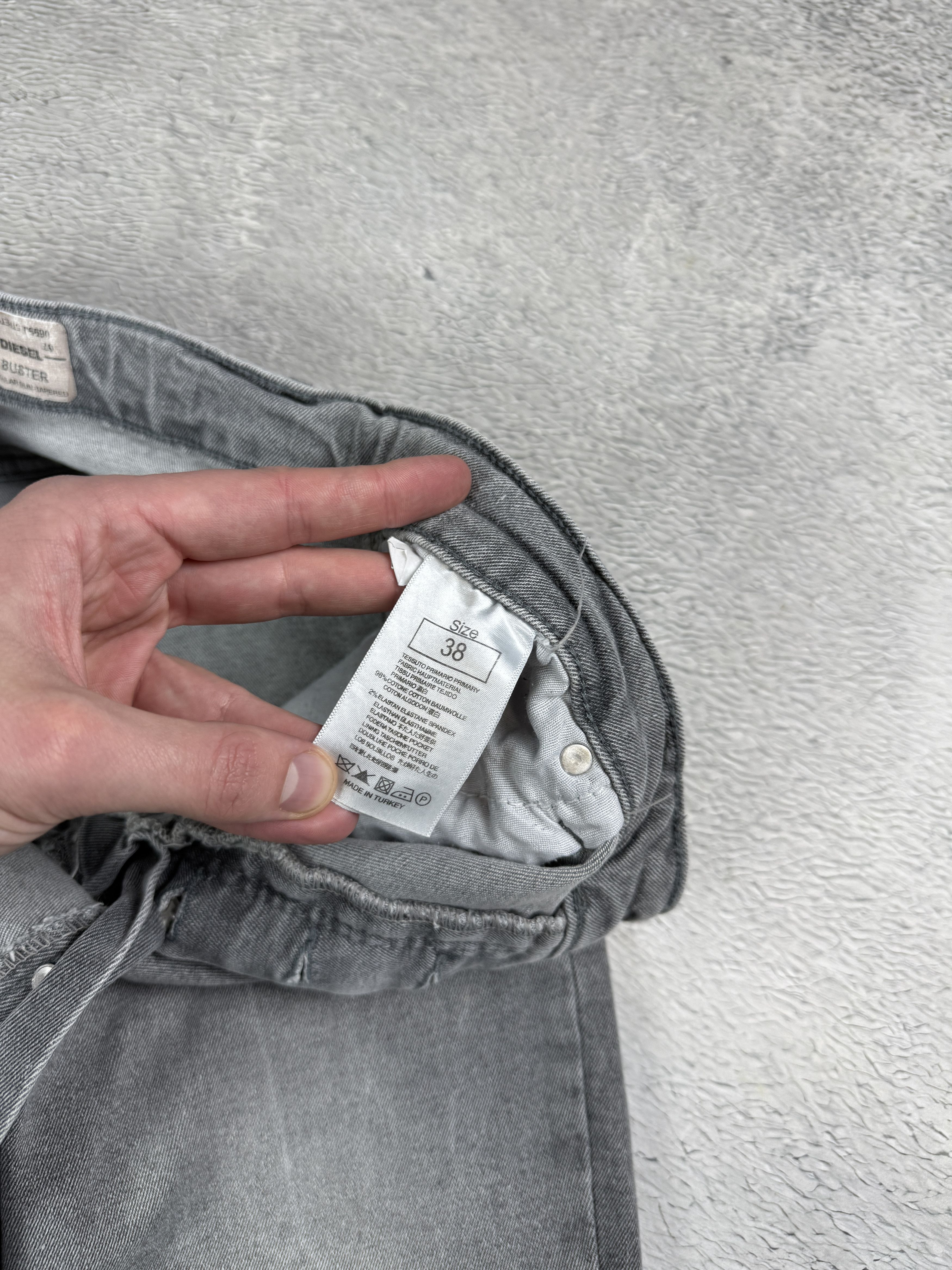 Diesel Diesel Jeans Buster Regular Slim Tapered Back Logo Grey Size US 38 / EU 54 - 7 Thumbnail