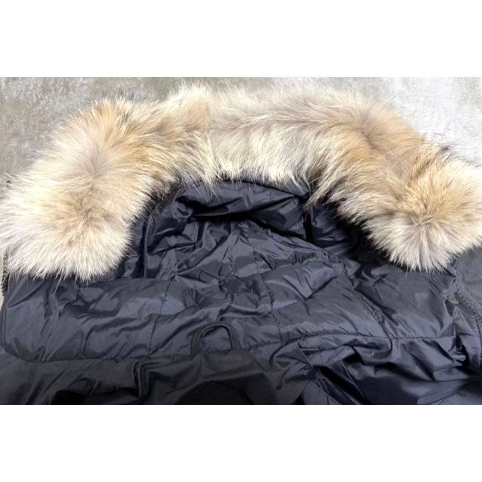 Canada Goose VINTAGE? No. Canada Goose MACKENZIE Polyester×cotton Down jacket S Ladies' Black 2302JL Soth Size M / US 6-8 / IT 42-44 - 5 Thumbnail