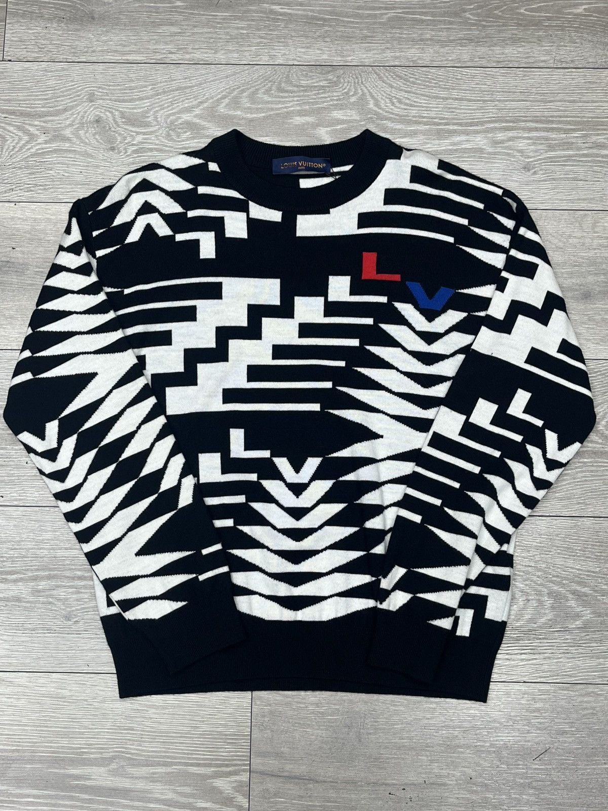 Louis Vuitton LV Geometric Fire Tree Monogram Sweatshirt Size US M / EU 48-50 / 2 - 1 Thumbnail