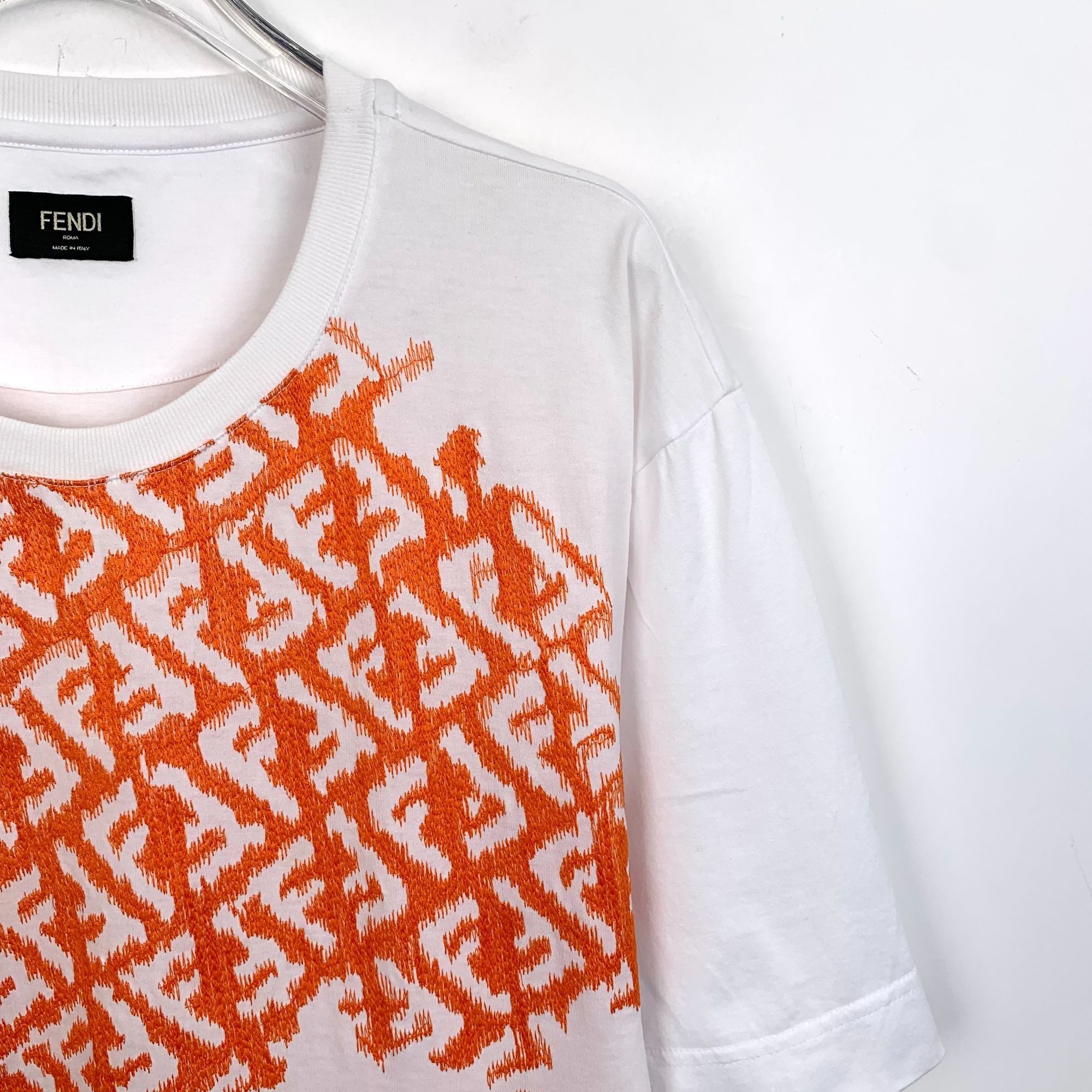 Fendi Fendi Mens White & Orange Logo T-Shirt L 100% Cotton Made In Size US L / EU 52-54 / 3 - 3 Thumbnail