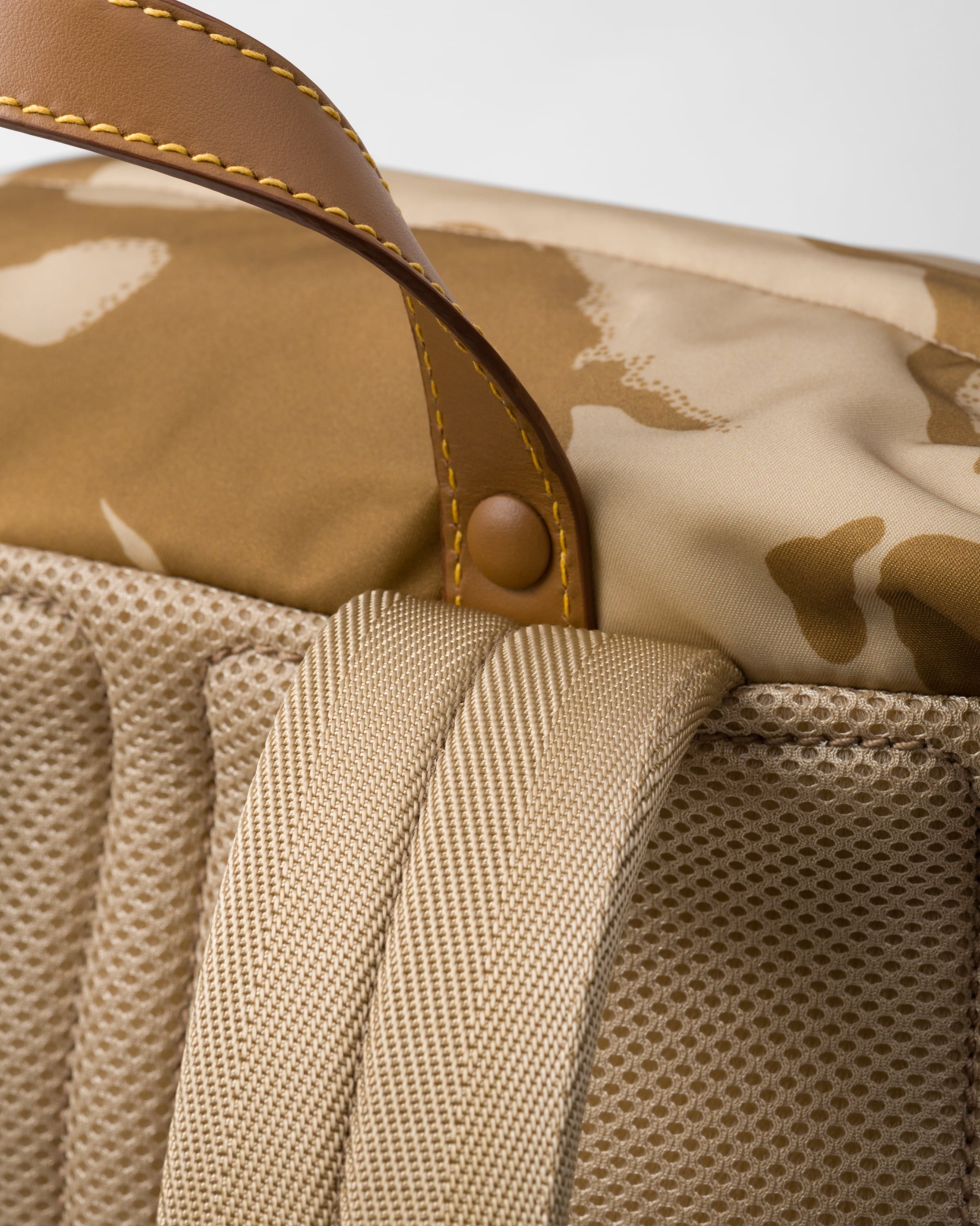 Prada oc11z0625 Size: OS / Printed Re-Nylon Backpack Brown/Beige Size ONE SIZE - 5 Thumbnail