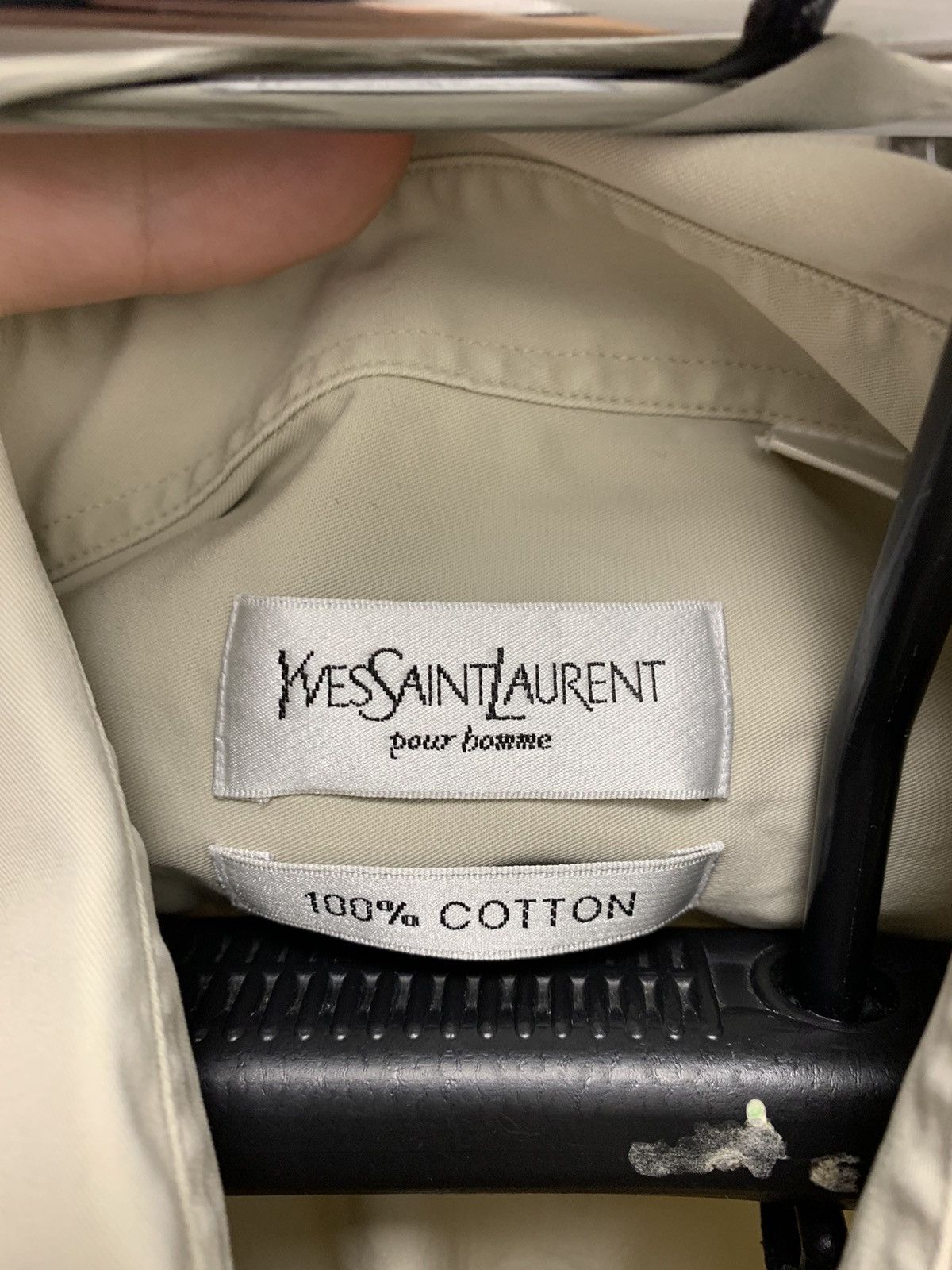 Yves Saint Laurent Yves Saint Laurent YSL shirt L sz Pour homne Size US L / EU 52-54 / 3 - 5 Thumbnail