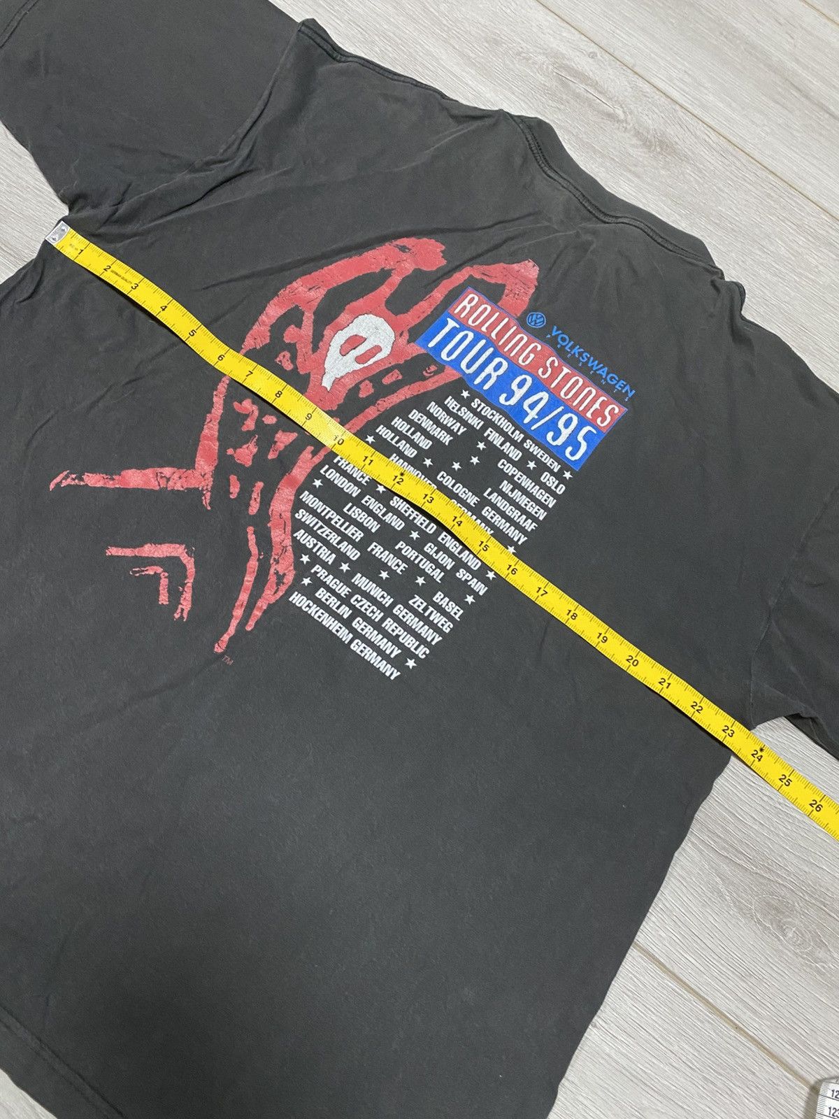 The Rolling Stones Rolling Stones 94 vintage Voodo Tour volkswagen faded Shirt Size US XL / EU 56 / 4 - 12 Thumbnail